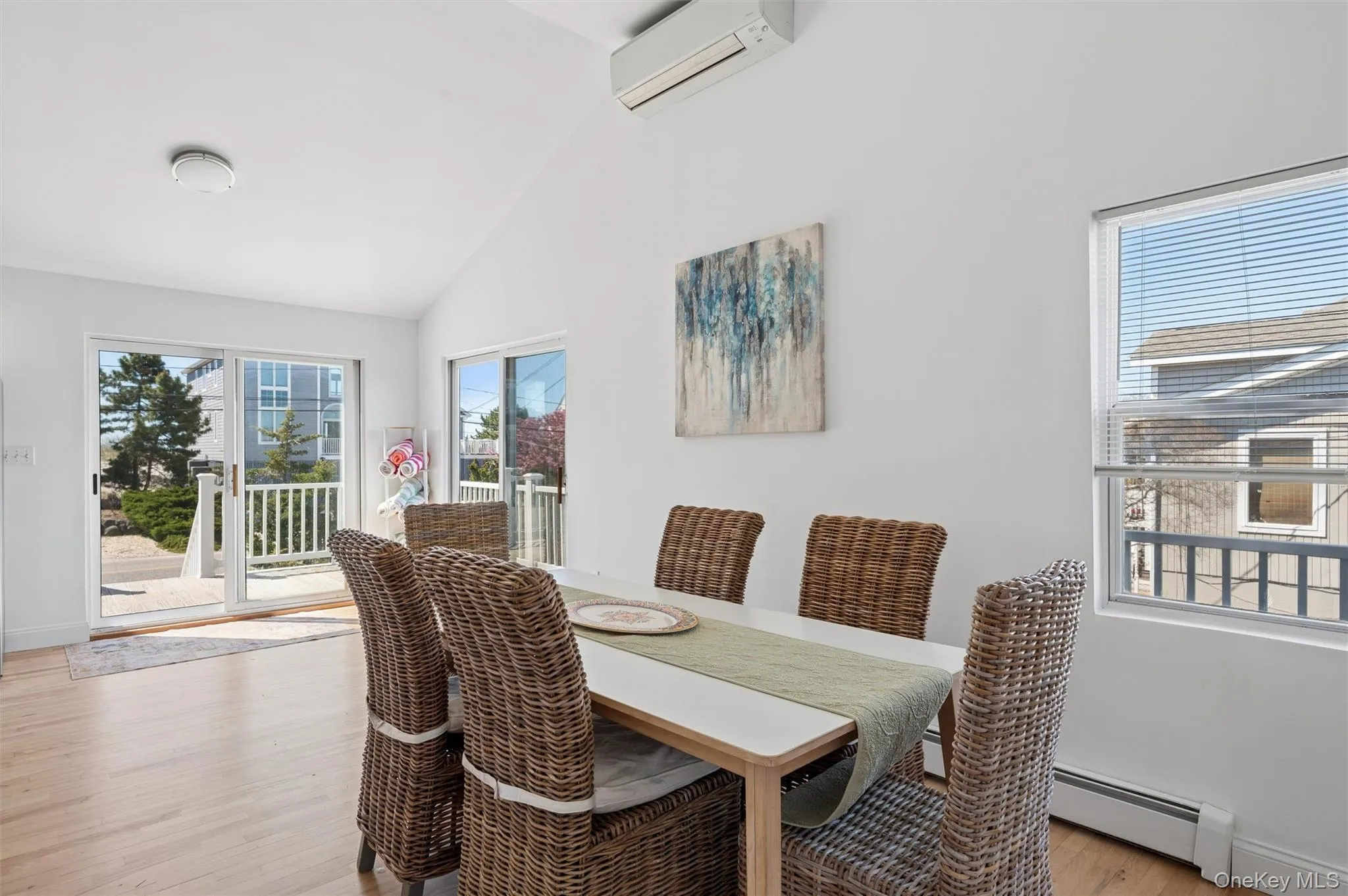 898 Dune Road, Southampton, NY, 3 Bedrooms Bedrooms, 7 Rooms Rooms,1 BathroomBathrooms,Residential,For Rent,Dune,0,1051625 898 Dune Road, Southampton, NY, 3 Bedrooms Bedrooms, 7 Rooms Rooms,1 BathroomBathrooms,Residential,For Rent,Dune,0,1051625