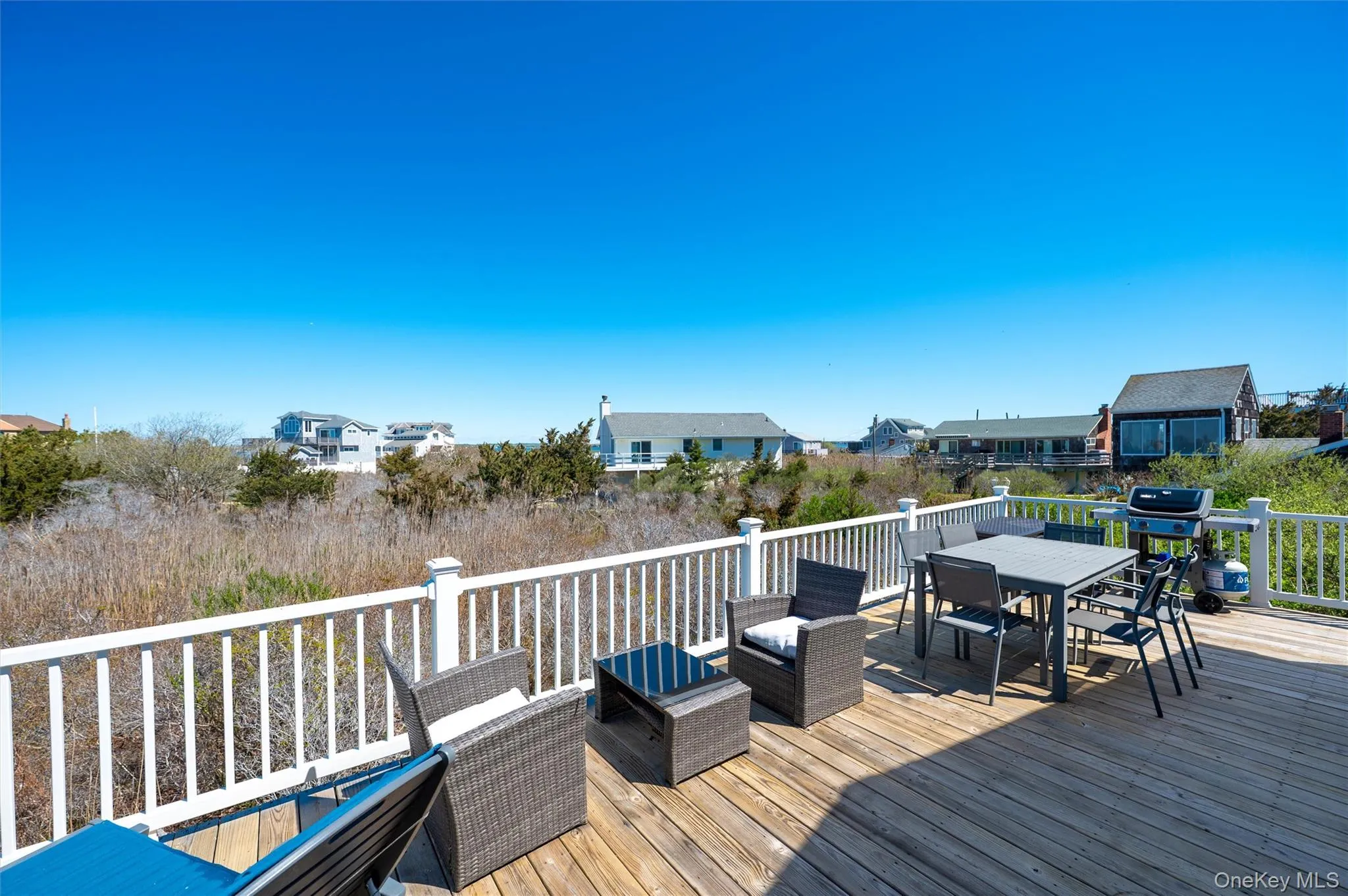 898 Dune Road, Southampton, NY, 3 Bedrooms Bedrooms, 7 Rooms Rooms,1 BathroomBathrooms,Residential,For Rent,Dune,0,1051625 898 Dune Road, Southampton, NY, 3 Bedrooms Bedrooms, 7 Rooms Rooms,1 BathroomBathrooms,Residential,For Rent,Dune,0,1051625
