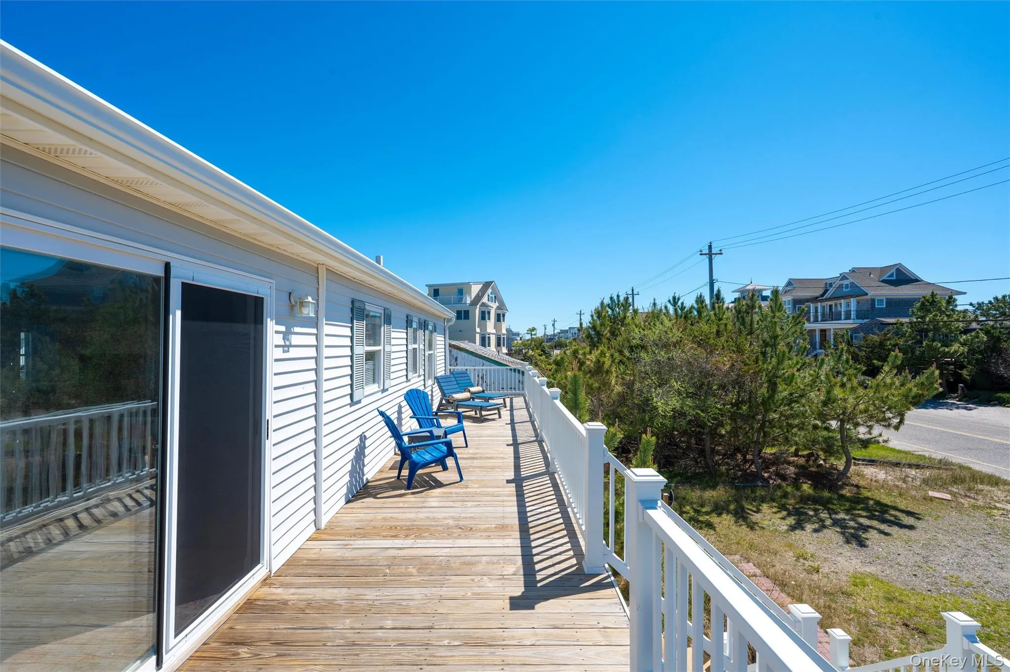 898 Dune Road, Southampton, NY, 3 Bedrooms Bedrooms, 7 Rooms Rooms,1 BathroomBathrooms,Residential,For Rent,Dune,0,1051625 898 Dune Road, Southampton, NY, 3 Bedrooms Bedrooms, 7 Rooms Rooms,1 BathroomBathrooms,Residential,For Rent,Dune,0,1051625