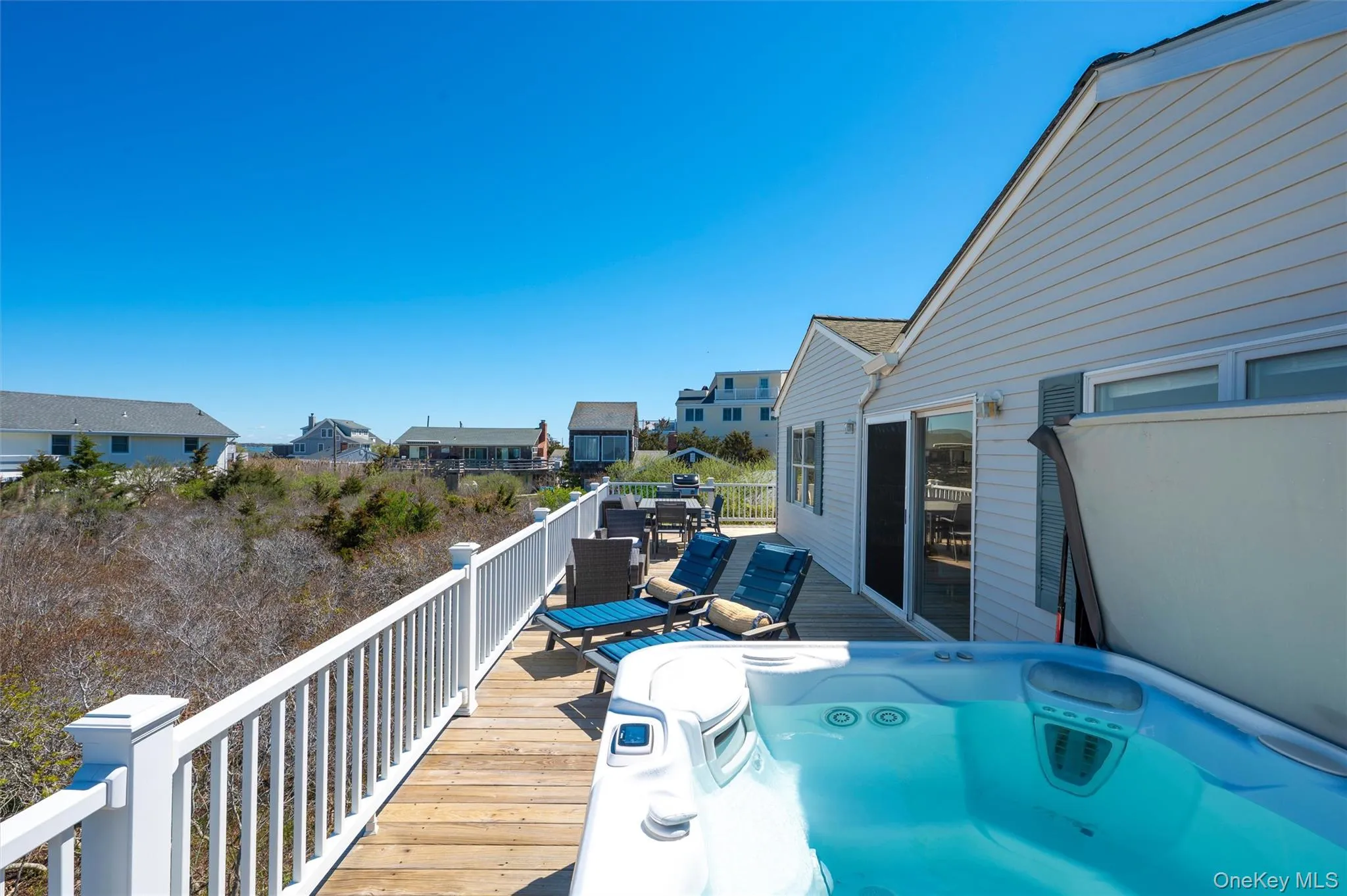 898 Dune Road, Southampton, NY, 3 Bedrooms Bedrooms, 7 Rooms Rooms,1 BathroomBathrooms,Residential,For Rent,Dune,0,1051625 898 Dune Road, Southampton, NY, 3 Bedrooms Bedrooms, 7 Rooms Rooms,1 BathroomBathrooms,Residential,For Rent,Dune,0,1051625