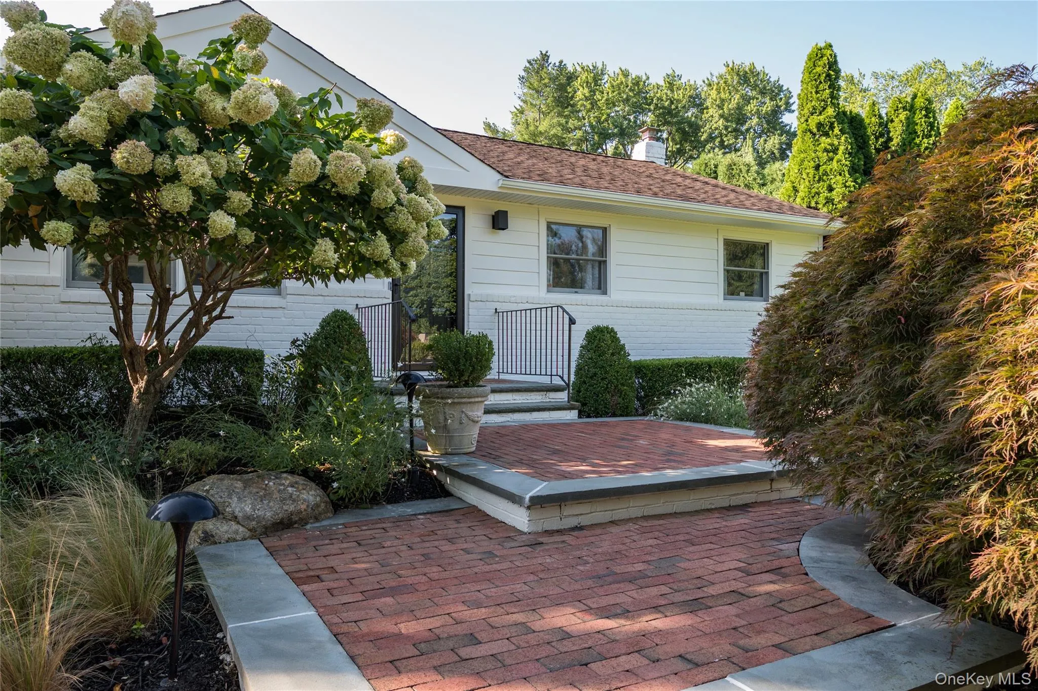 10 Magenta Lane, Huntington, NY, 3 Bedrooms Bedrooms, 6 Rooms Rooms,2 BathroomsBathrooms,Residential,For Rent,Magenta,0,1051626 10 Magenta Lane, Huntington, NY, 3 Bedrooms Bedrooms, 6 Rooms Rooms,2 BathroomsBathrooms,Residential,For Rent,Magenta,0,1051626