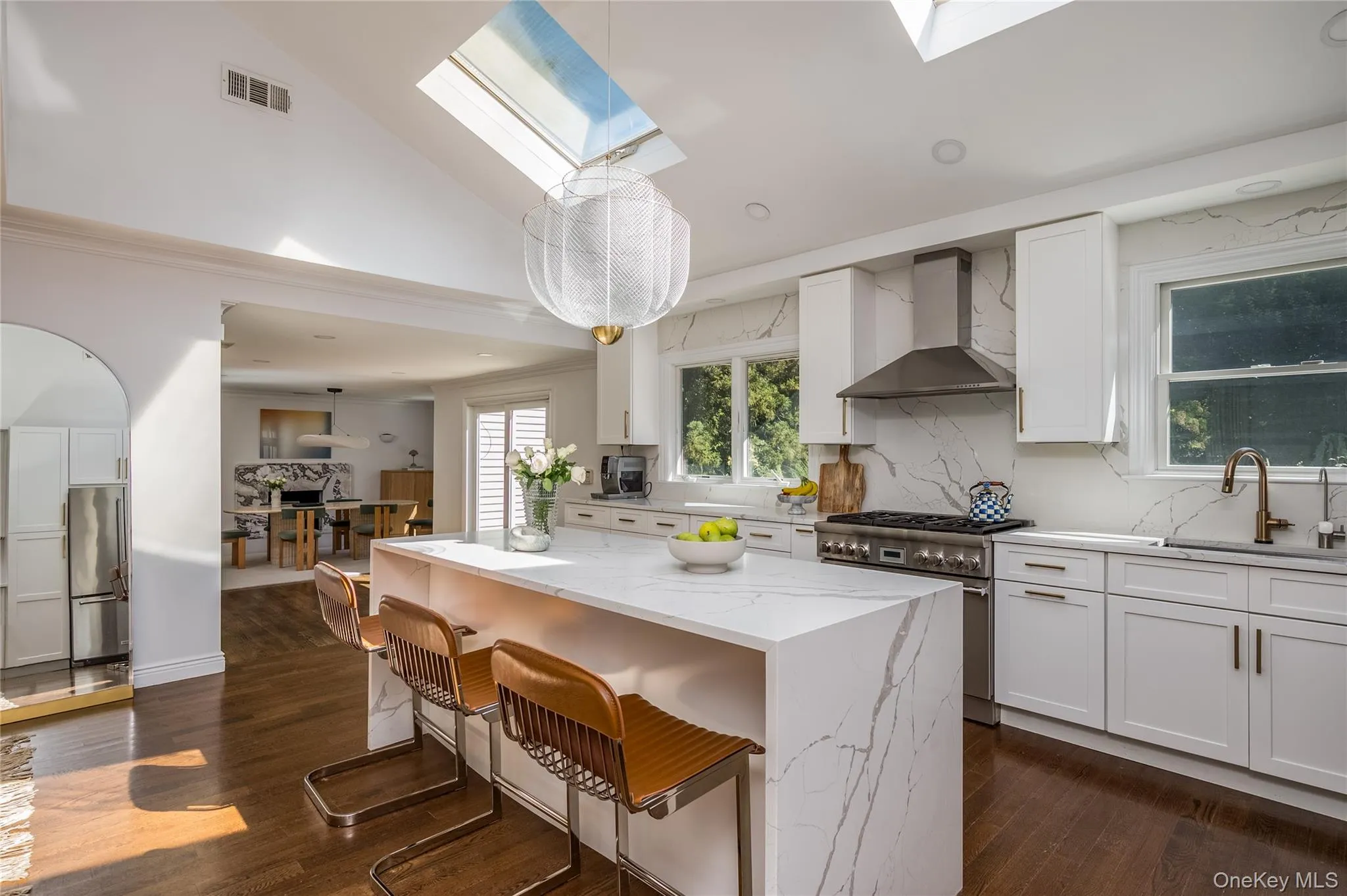 10 Magenta Lane, Huntington, NY, 3 Bedrooms Bedrooms, 6 Rooms Rooms,2 BathroomsBathrooms,Residential,For Rent,Magenta,0,1051626 10 Magenta Lane, Huntington, NY, 3 Bedrooms Bedrooms, 6 Rooms Rooms,2 BathroomsBathrooms,Residential,For Rent,Magenta,0,1051626
