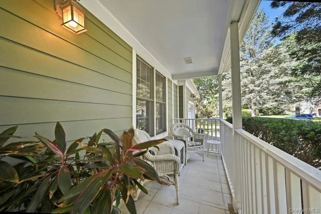985 Silver Colt Road, Southold, NY, 3 Bedrooms Bedrooms, 6 Rooms Rooms,1 BathroomBathrooms,Residential,For Rent,Silver Colt,0,1051628 985 Silver Colt Road, Southold, NY, 3 Bedrooms Bedrooms, 6 Rooms Rooms,1 BathroomBathrooms,Residential,For Rent,Silver Colt,0,1051628