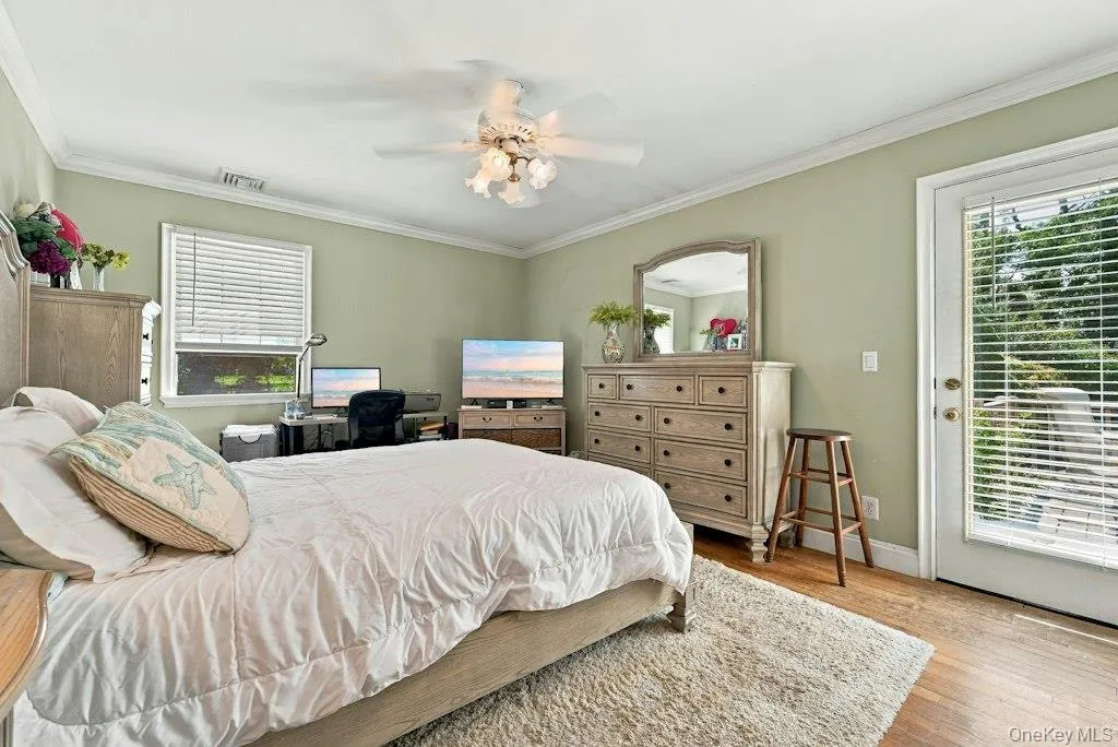 985 Silver Colt Road, Southold, NY, 3 Bedrooms Bedrooms, 6 Rooms Rooms,1 BathroomBathrooms,Residential,For Rent,Silver Colt,0,1051628 985 Silver Colt Road, Southold, NY, 3 Bedrooms Bedrooms, 6 Rooms Rooms,1 BathroomBathrooms,Residential,For Rent,Silver Colt,0,1051628