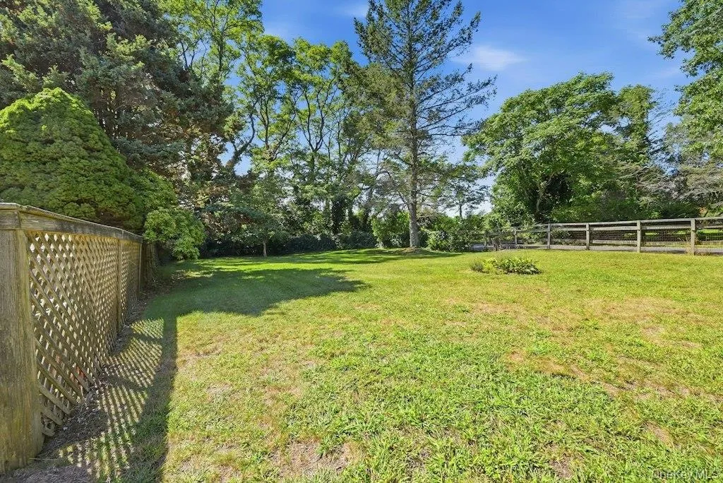 985 Silver Colt Road, Southold, NY, 3 Bedrooms Bedrooms, 6 Rooms Rooms,1 BathroomBathrooms,Residential,For Rent,Silver Colt,0,1051628 985 Silver Colt Road, Southold, NY, 3 Bedrooms Bedrooms, 6 Rooms Rooms,1 BathroomBathrooms,Residential,For Rent,Silver Colt,0,1051628