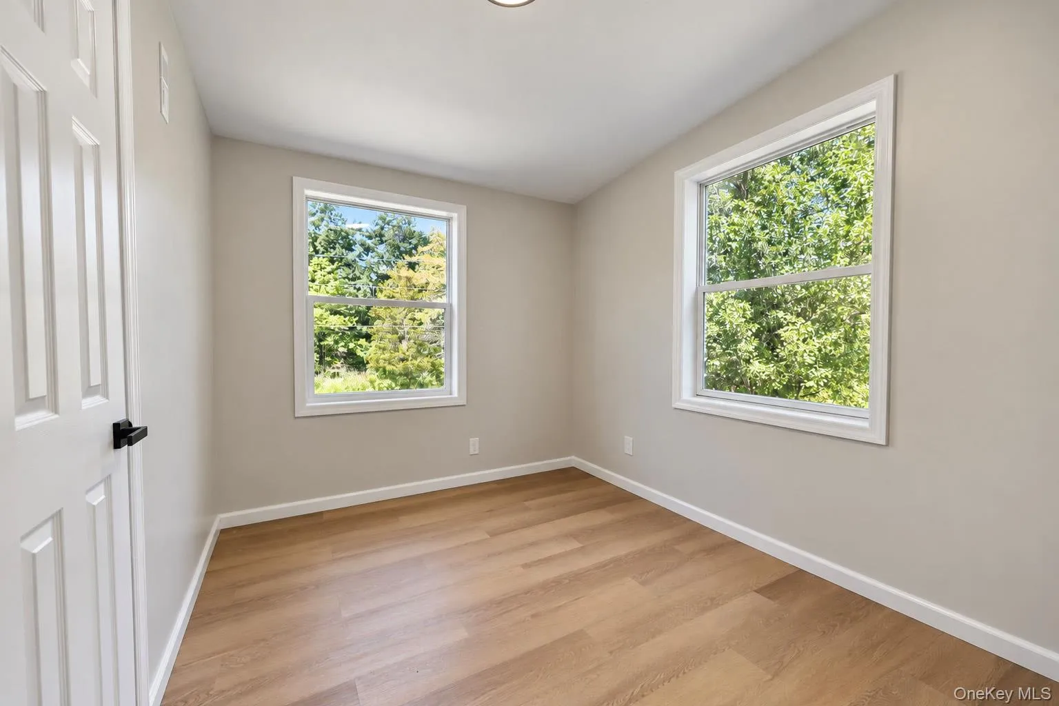 10 Spike Horn Road, Saugerties, NY, 5 Bedrooms Bedrooms, 9 Rooms Rooms,2 BathroomsBathrooms,Residential,For Rent,Spike Horn,0,1051630 10 Spike Horn Road, Saugerties, NY, 5 Bedrooms Bedrooms, 9 Rooms Rooms,2 BathroomsBathrooms,Residential,For Rent,Spike Horn,0,1051630