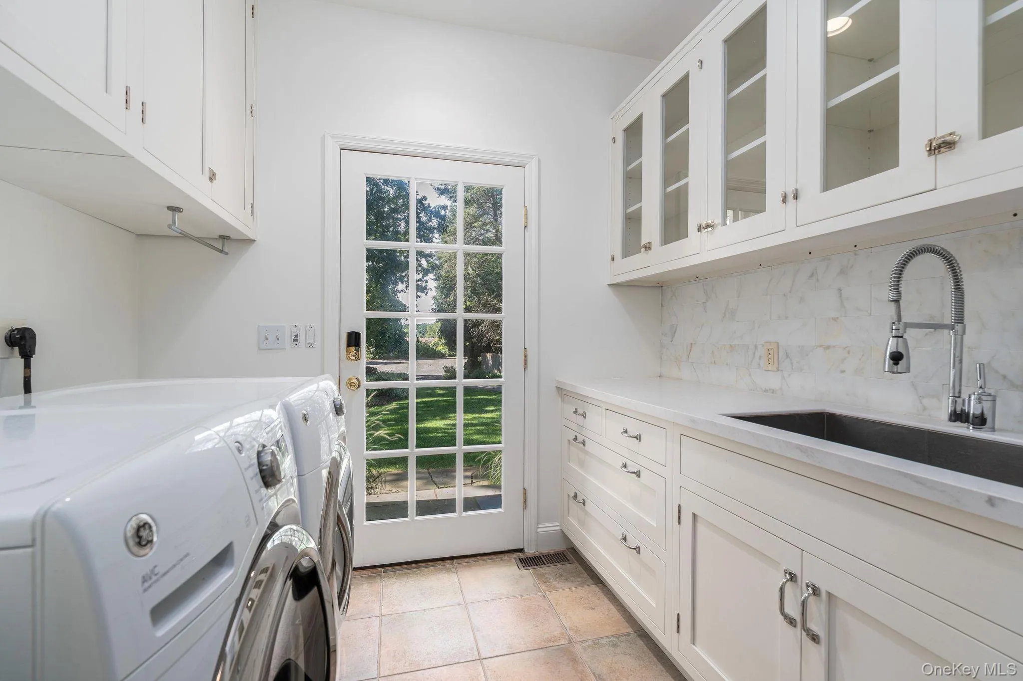 775 Mulford Court, Southold, NY, 4 Bedrooms Bedrooms, 10 Rooms Rooms,3 BathroomsBathrooms,Residential,For Rent,Mulford,0,1051631 775 Mulford Court, Southold, NY, 4 Bedrooms Bedrooms, 10 Rooms Rooms,3 BathroomsBathrooms,Residential,For Rent,Mulford,0,1051631