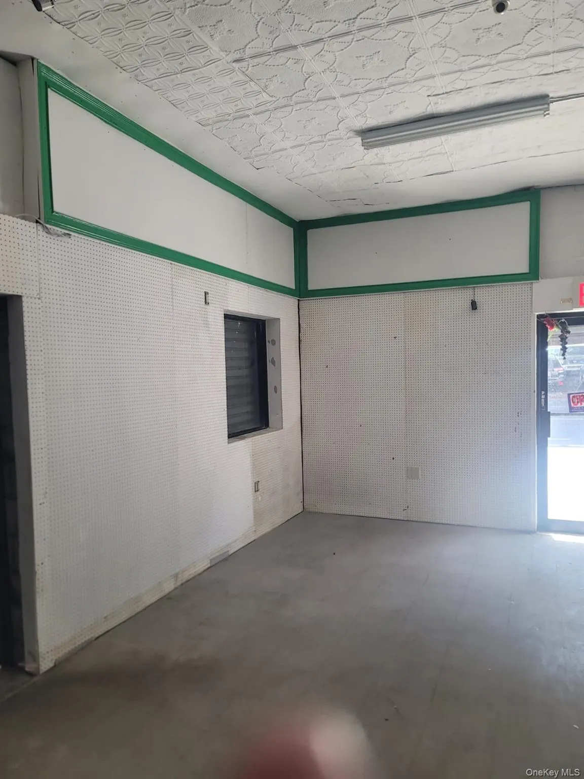 4303 3rd Avenue, New York, NY, ,Commercial Lease,For Rent,3rd,0,1051633 4303 3rd Avenue, New York, NY, ,Commercial Lease,For Rent,3rd,0,1051633