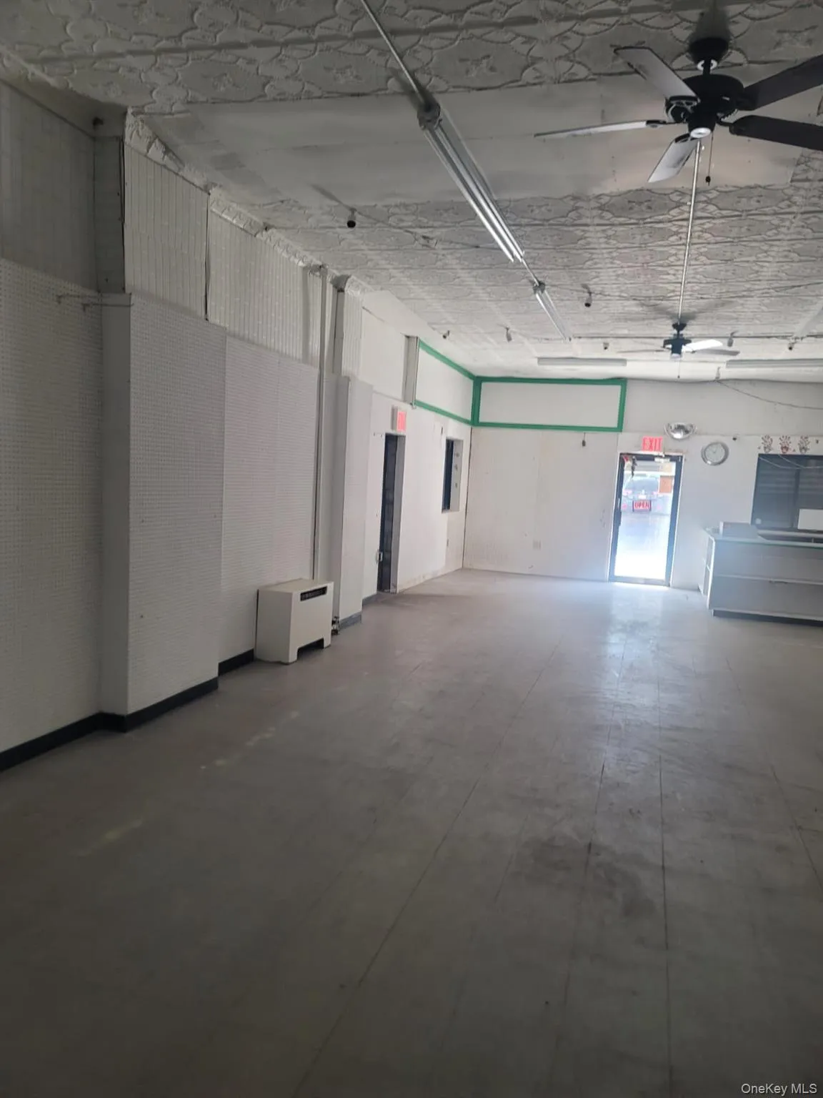 4303 3rd Avenue, New York, NY, ,Commercial Lease,For Rent,3rd,0,1051633 4303 3rd Avenue, New York, NY, ,Commercial Lease,For Rent,3rd,0,1051633