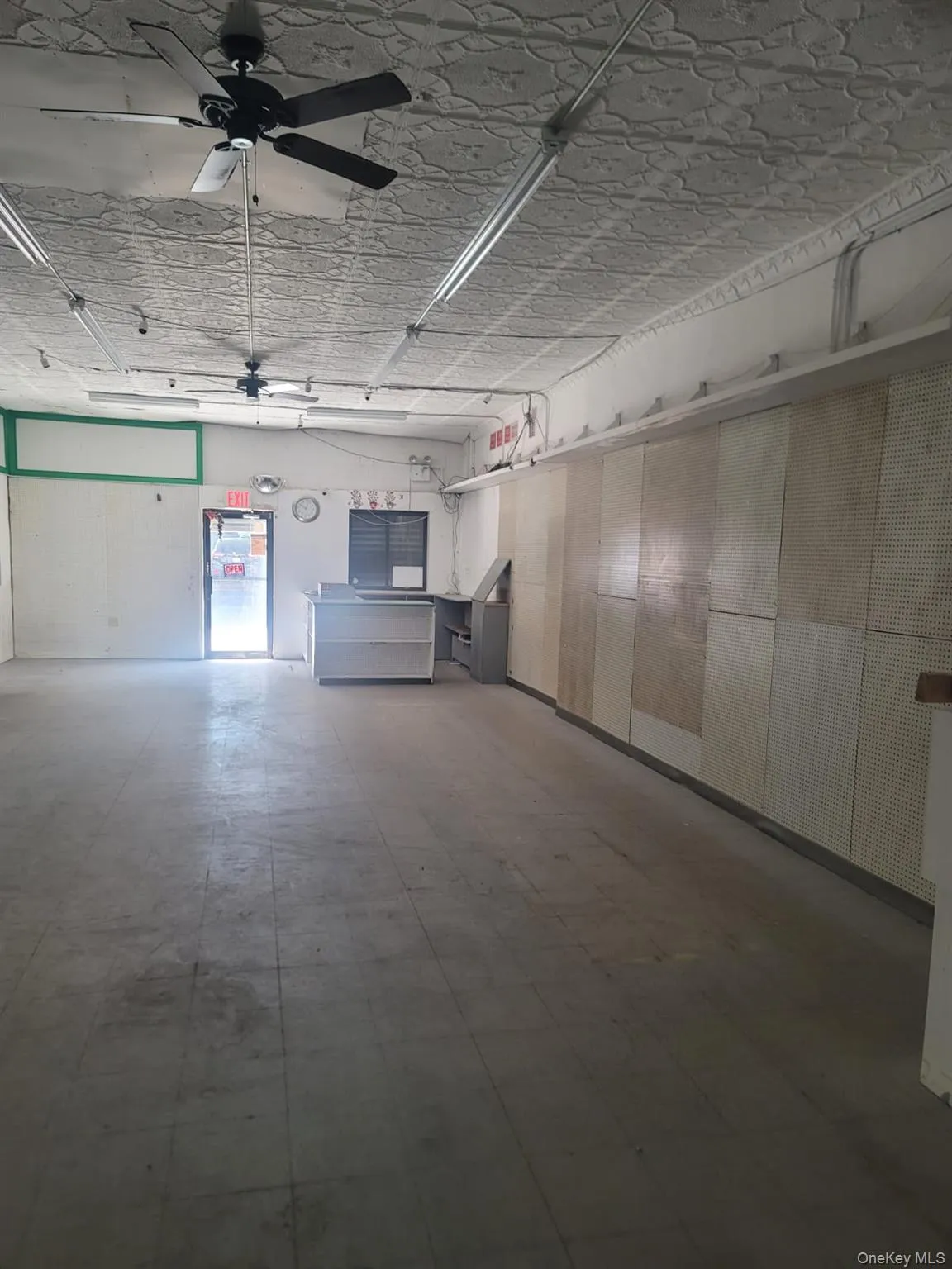 4303 3rd Avenue, New York, NY, ,Commercial Lease,For Rent,3rd,0,1051633 4303 3rd Avenue, New York, NY, ,Commercial Lease,For Rent,3rd,0,1051633