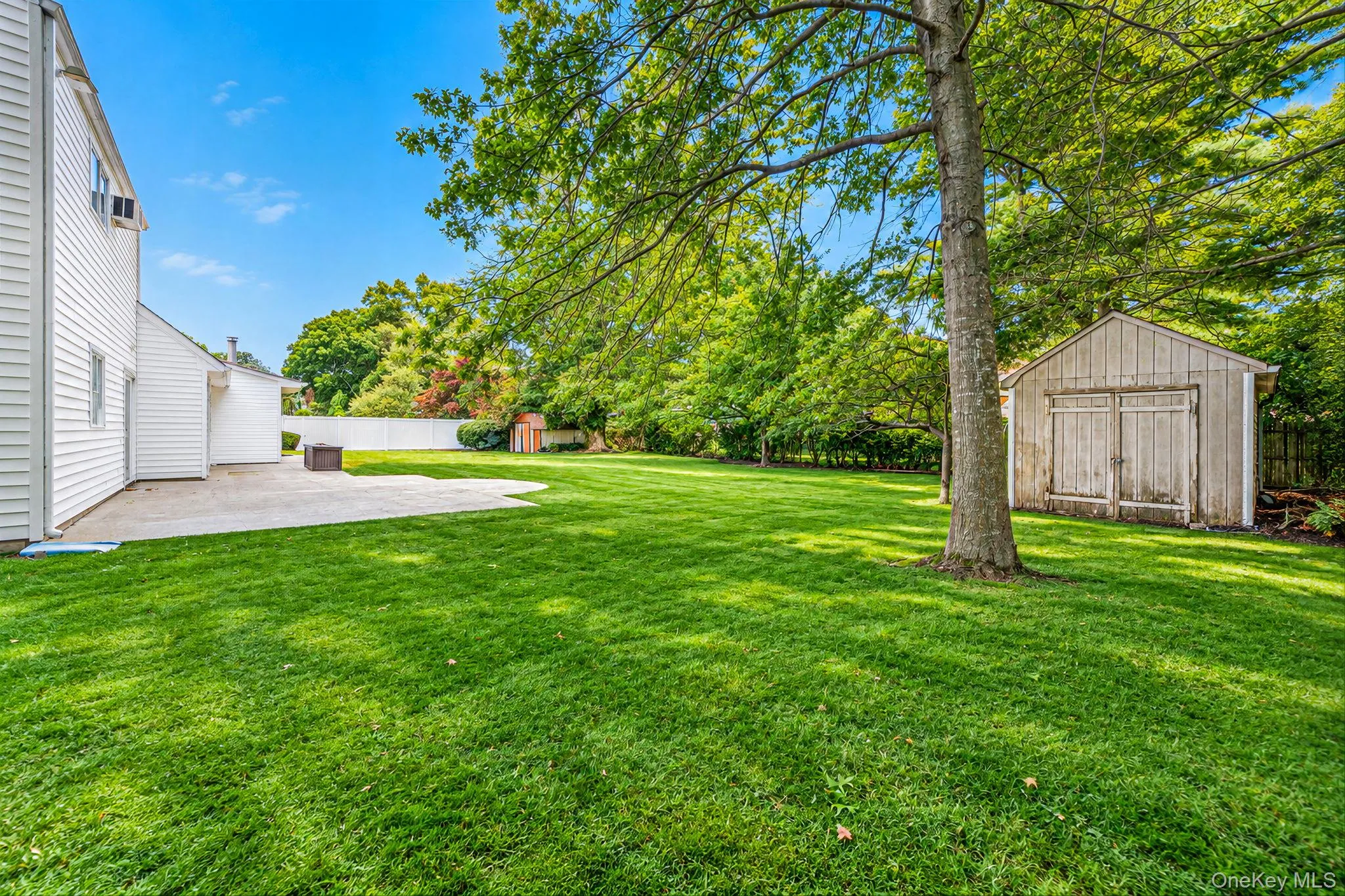 17 Fenwick Avenue, Brookhaven, NY, 5 Bedrooms Bedrooms, 8 Rooms Rooms,3 BathroomsBathrooms,Residential,For Rent,Fenwick,0,1051639 17 Fenwick Avenue, Brookhaven, NY, 5 Bedrooms Bedrooms, 8 Rooms Rooms,3 BathroomsBathrooms,Residential,For Rent,Fenwick,0,1051639