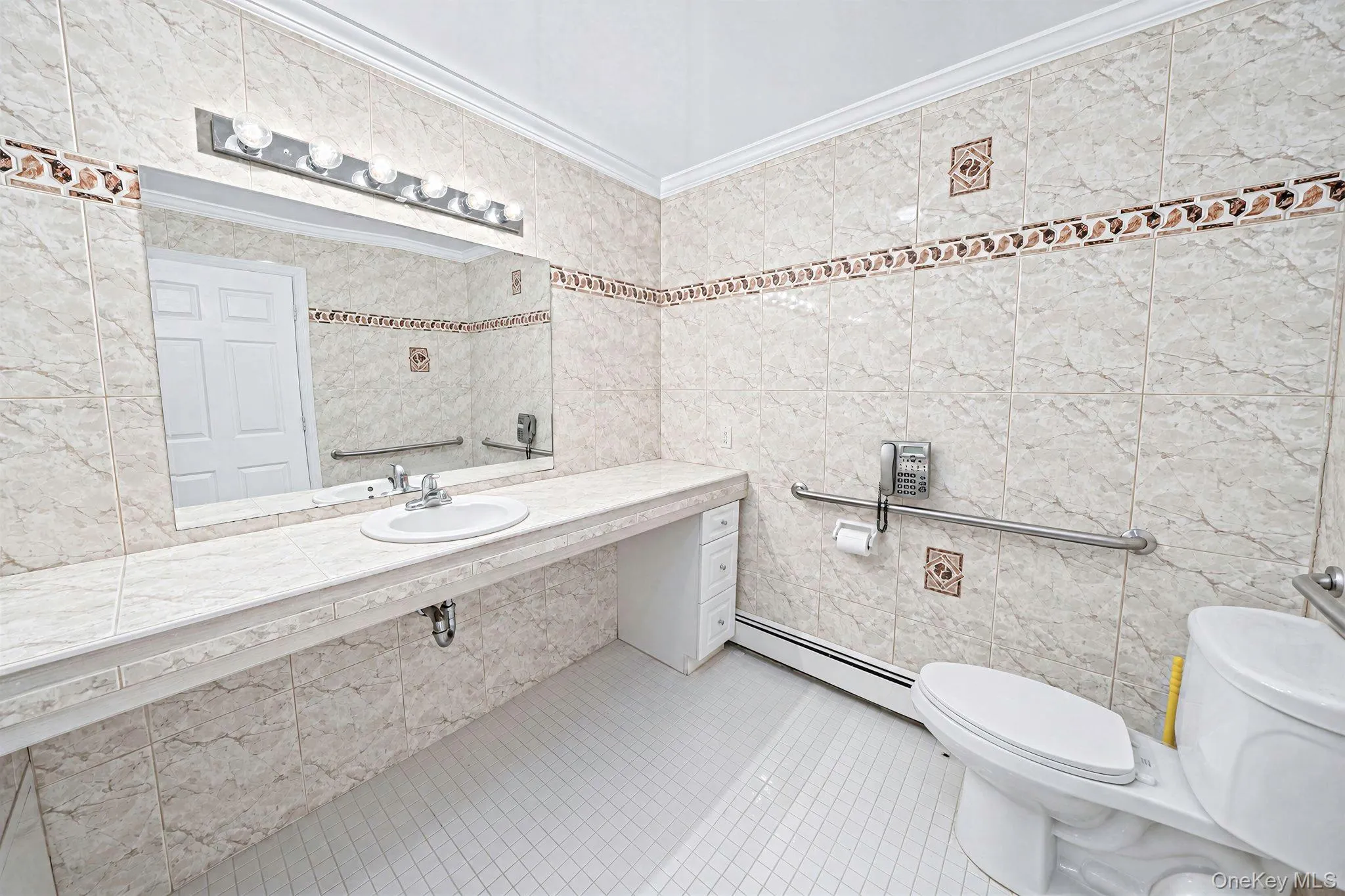 17 Fenwick Avenue, Brookhaven, NY, 5 Bedrooms Bedrooms, 8 Rooms Rooms,3 BathroomsBathrooms,Residential,For Rent,Fenwick,0,1051639 17 Fenwick Avenue, Brookhaven, NY, 5 Bedrooms Bedrooms, 8 Rooms Rooms,3 BathroomsBathrooms,Residential,For Rent,Fenwick,0,1051639