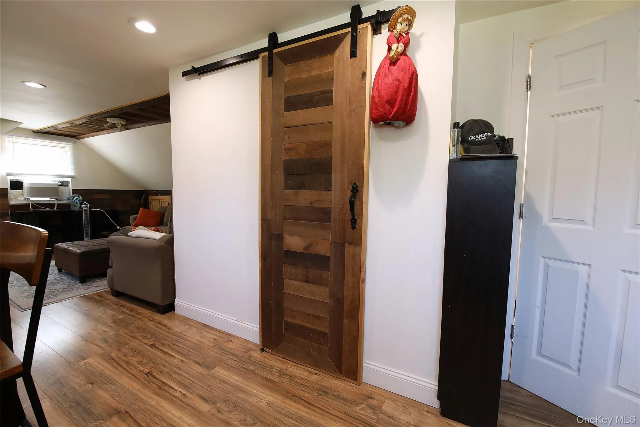 39 Split Cedar Drive, Islip, NY, 4 Bedrooms Bedrooms, 9 Rooms Rooms,2 BathroomsBathrooms,Residential,For Rent,Split Cedar,0,1051641 39 Split Cedar Drive, Islip, NY, 4 Bedrooms Bedrooms, 9 Rooms Rooms,2 BathroomsBathrooms,Residential,For Rent,Split Cedar,0,1051641