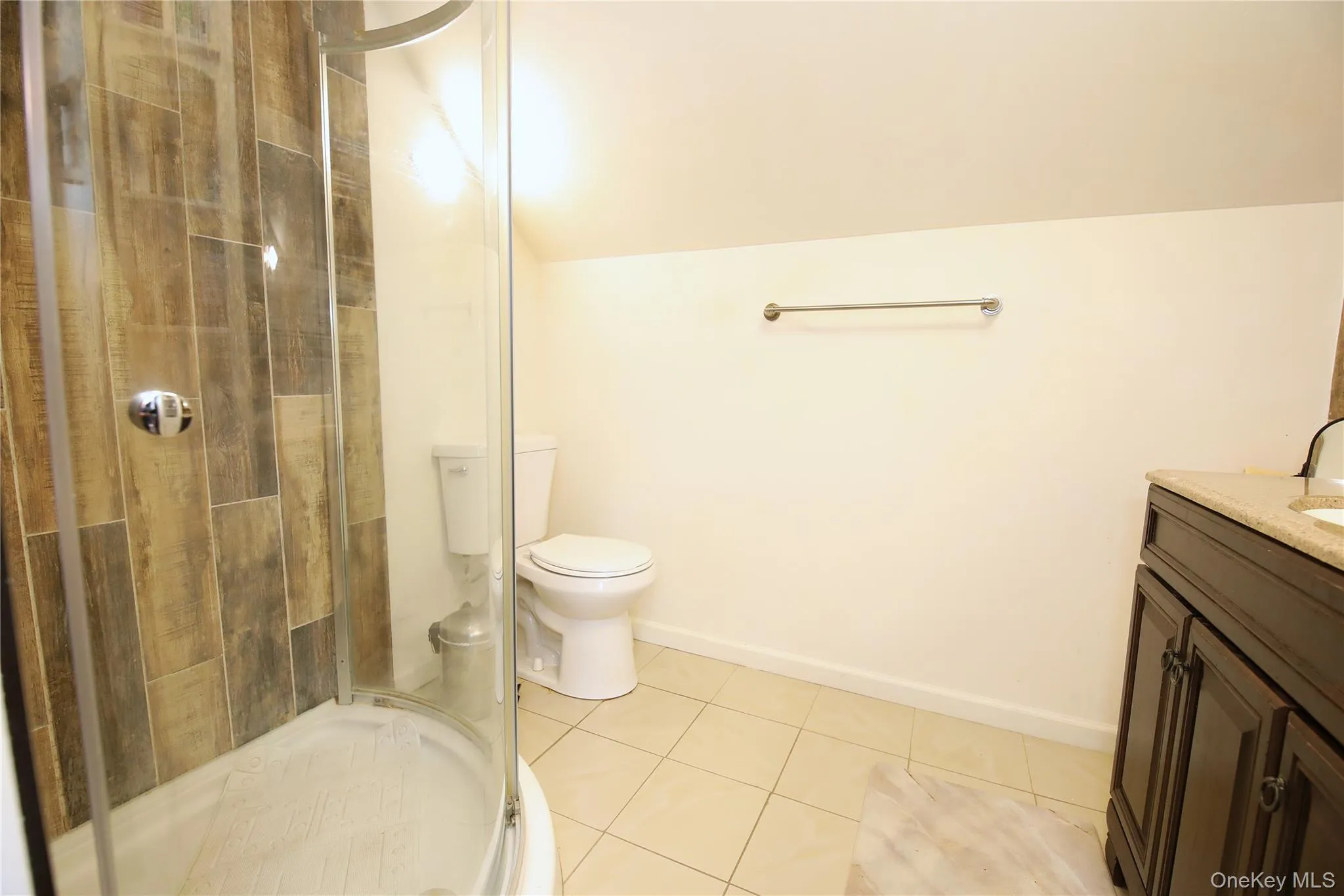 39 Split Cedar Drive, Islip, NY, 4 Bedrooms Bedrooms, 9 Rooms Rooms,2 BathroomsBathrooms,Residential,For Rent,Split Cedar,0,1051641 39 Split Cedar Drive, Islip, NY, 4 Bedrooms Bedrooms, 9 Rooms Rooms,2 BathroomsBathrooms,Residential,For Rent,Split Cedar,0,1051641