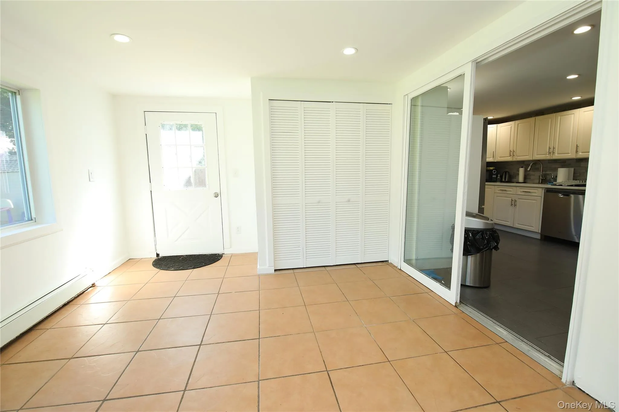 39 Split Cedar Drive, Islip, NY, 4 Bedrooms Bedrooms, 9 Rooms Rooms,2 BathroomsBathrooms,Residential,For Rent,Split Cedar,0,1051641 39 Split Cedar Drive, Islip, NY, 4 Bedrooms Bedrooms, 9 Rooms Rooms,2 BathroomsBathrooms,Residential,For Rent,Split Cedar,0,1051641