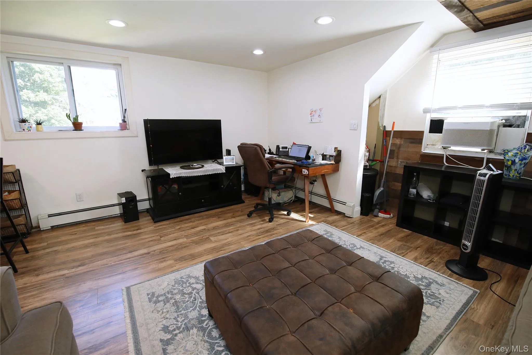 39 Split Cedar Drive, Islip, NY, 4 Bedrooms Bedrooms, 9 Rooms Rooms,2 BathroomsBathrooms,Residential,For Rent,Split Cedar,0,1051641 39 Split Cedar Drive, Islip, NY, 4 Bedrooms Bedrooms, 9 Rooms Rooms,2 BathroomsBathrooms,Residential,For Rent,Split Cedar,0,1051641