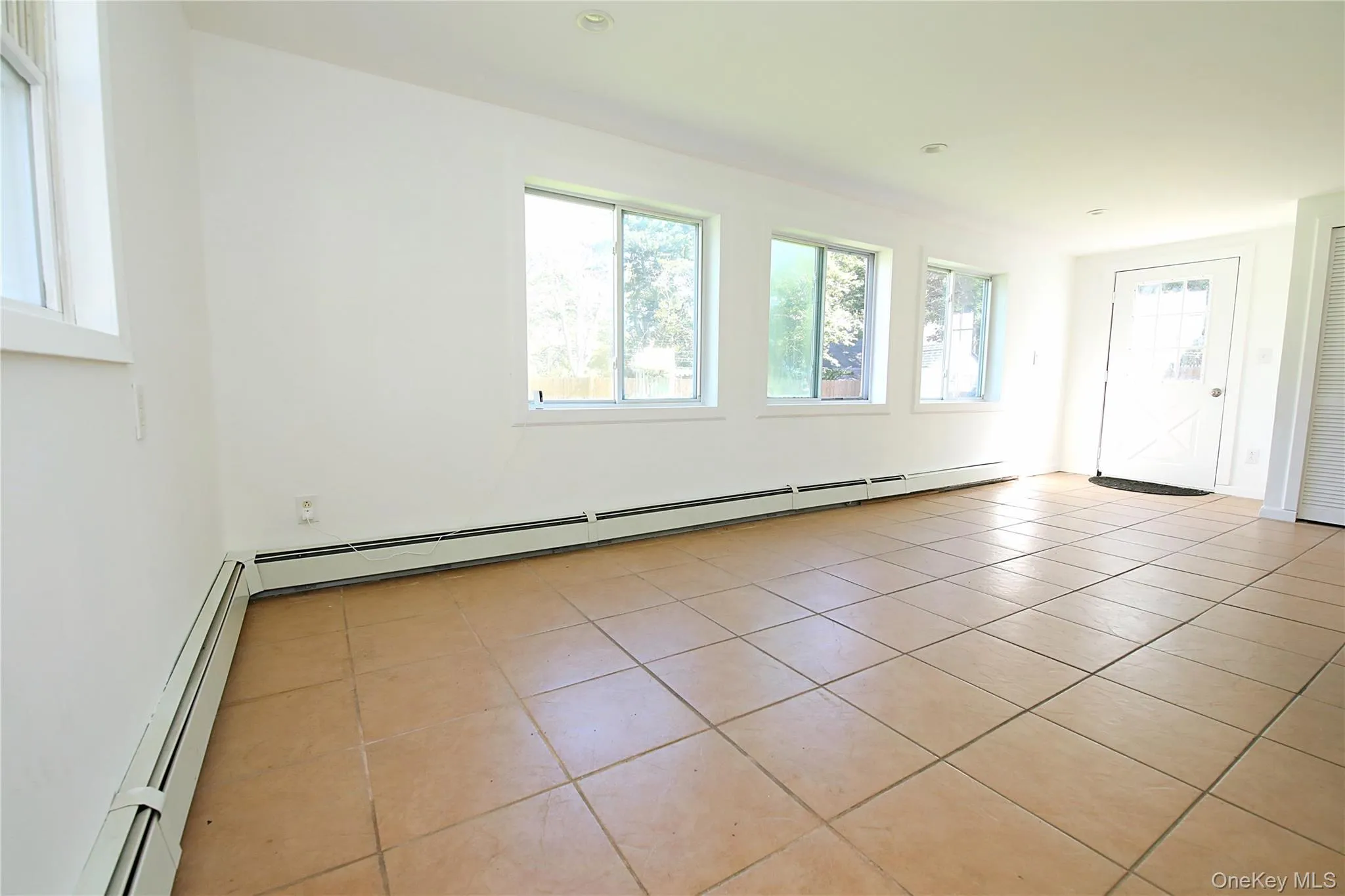 39 Split Cedar Drive, Islip, NY, 4 Bedrooms Bedrooms, 9 Rooms Rooms,2 BathroomsBathrooms,Residential,For Rent,Split Cedar,0,1051641 39 Split Cedar Drive, Islip, NY, 4 Bedrooms Bedrooms, 9 Rooms Rooms,2 BathroomsBathrooms,Residential,For Rent,Split Cedar,0,1051641