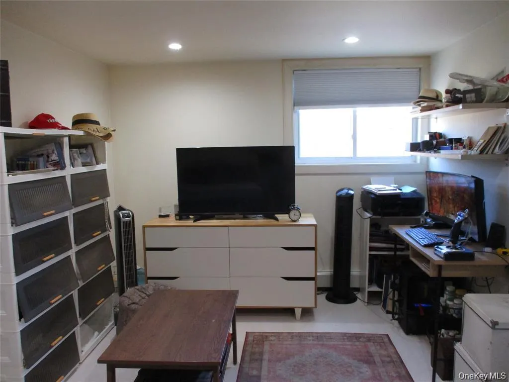39 Split Cedar Drive, Islip, NY, 4 Bedrooms Bedrooms, 9 Rooms Rooms,2 BathroomsBathrooms,Residential,For Rent,Split Cedar,0,1051641 39 Split Cedar Drive, Islip, NY, 4 Bedrooms Bedrooms, 9 Rooms Rooms,2 BathroomsBathrooms,Residential,For Rent,Split Cedar,0,1051641