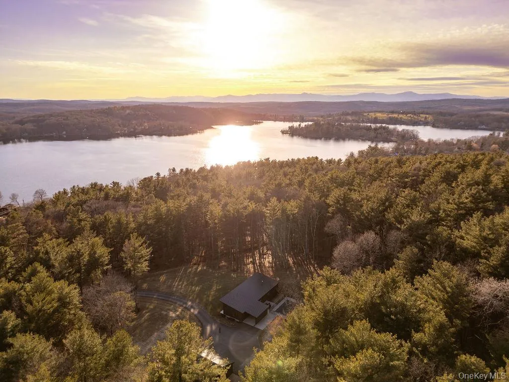 501 Birch Street, Copake, NY, 3 Bedrooms Bedrooms, 5 Rooms Rooms,3 BathroomsBathrooms,Residential,For Rent,Birch,0,1051645 501 Birch Street, Copake, NY, 3 Bedrooms Bedrooms, 5 Rooms Rooms,3 BathroomsBathrooms,Residential,For Rent,Birch,0,1051645