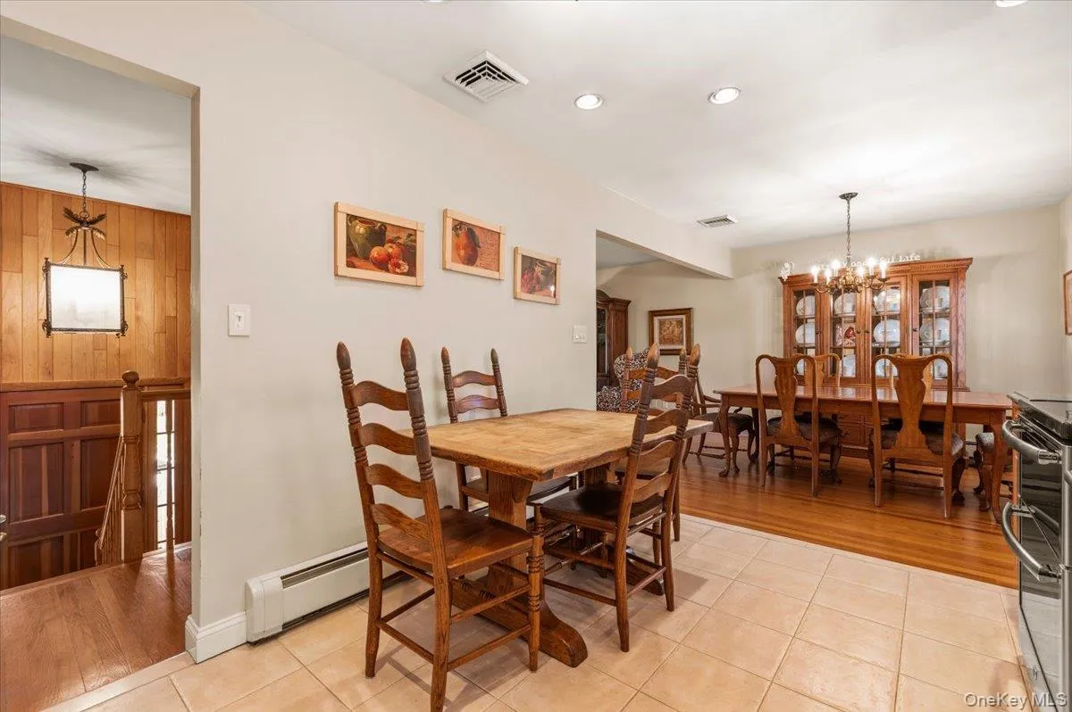 196 Von Huenfeld Street, Oyster Bay, NY, 3 Bedrooms Bedrooms, 8 Rooms Rooms,2 BathroomsBathrooms,Residential,For Rent,Von Huenfeld,0,1051651 196 Von Huenfeld Street, Oyster Bay, NY, 3 Bedrooms Bedrooms, 8 Rooms Rooms,2 BathroomsBathrooms,Residential,For Rent,Von Huenfeld,0,1051651