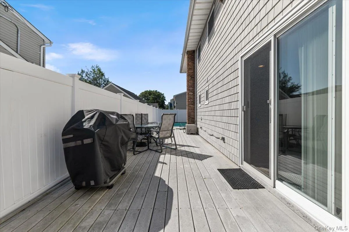 196 Von Huenfeld Street, Oyster Bay, NY, 3 Bedrooms Bedrooms, 8 Rooms Rooms,2 BathroomsBathrooms,Residential,For Rent,Von Huenfeld,0,1051651 196 Von Huenfeld Street, Oyster Bay, NY, 3 Bedrooms Bedrooms, 8 Rooms Rooms,2 BathroomsBathrooms,Residential,For Rent,Von Huenfeld,0,1051651