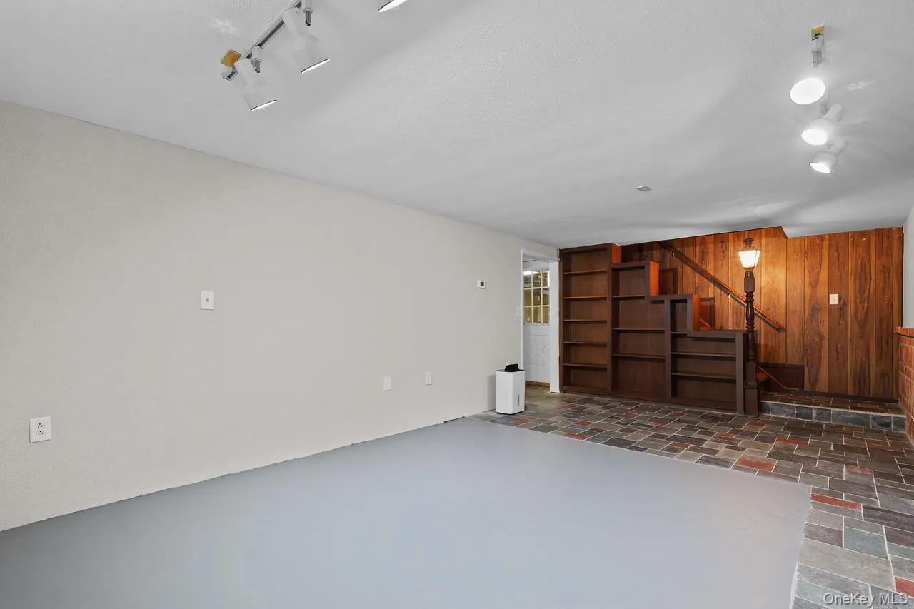233 Hill Street, Carmel, NY, 3 Bedrooms Bedrooms, 7 Rooms Rooms,2 BathroomsBathrooms,Residential,For Rent,Hill,0,1051652 233 Hill Street, Carmel, NY, 3 Bedrooms Bedrooms, 7 Rooms Rooms,2 BathroomsBathrooms,Residential,For Rent,Hill,0,1051652