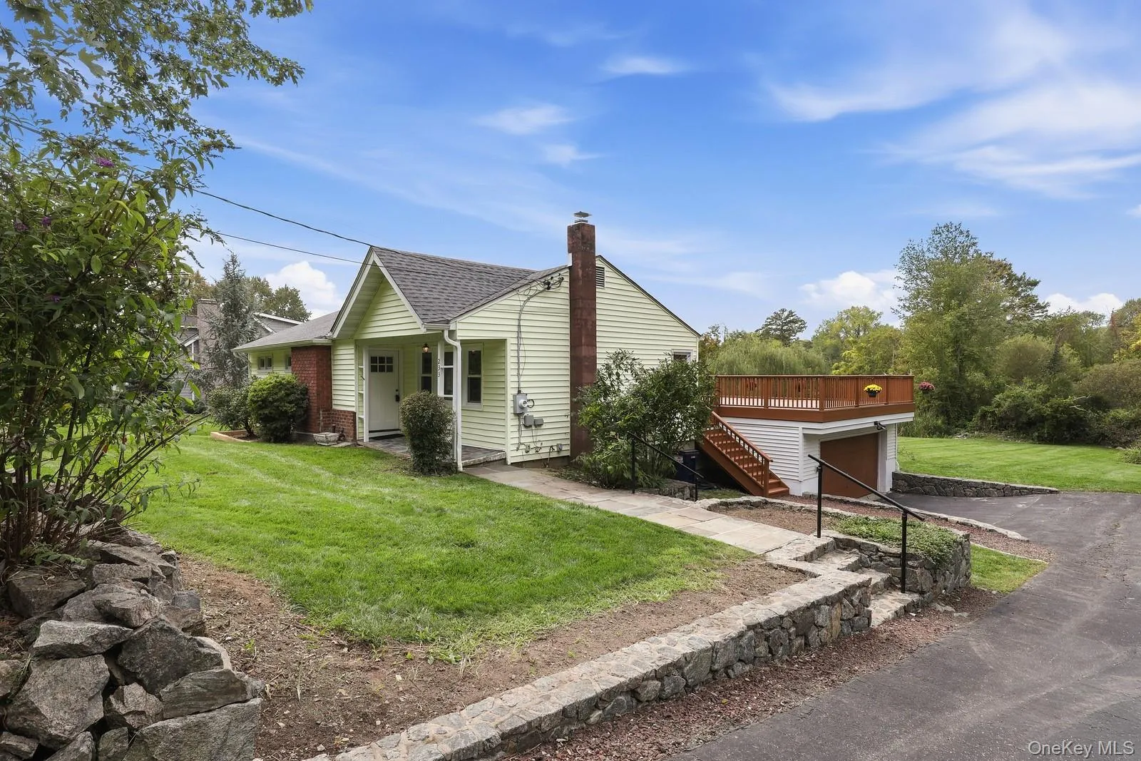 233 Hill Street, Carmel, NY, 3 Bedrooms Bedrooms, 7 Rooms Rooms,2 BathroomsBathrooms,Residential,For Rent,Hill,0,1051652 233 Hill Street, Carmel, NY, 3 Bedrooms Bedrooms, 7 Rooms Rooms,2 BathroomsBathrooms,Residential,For Rent,Hill,0,1051652