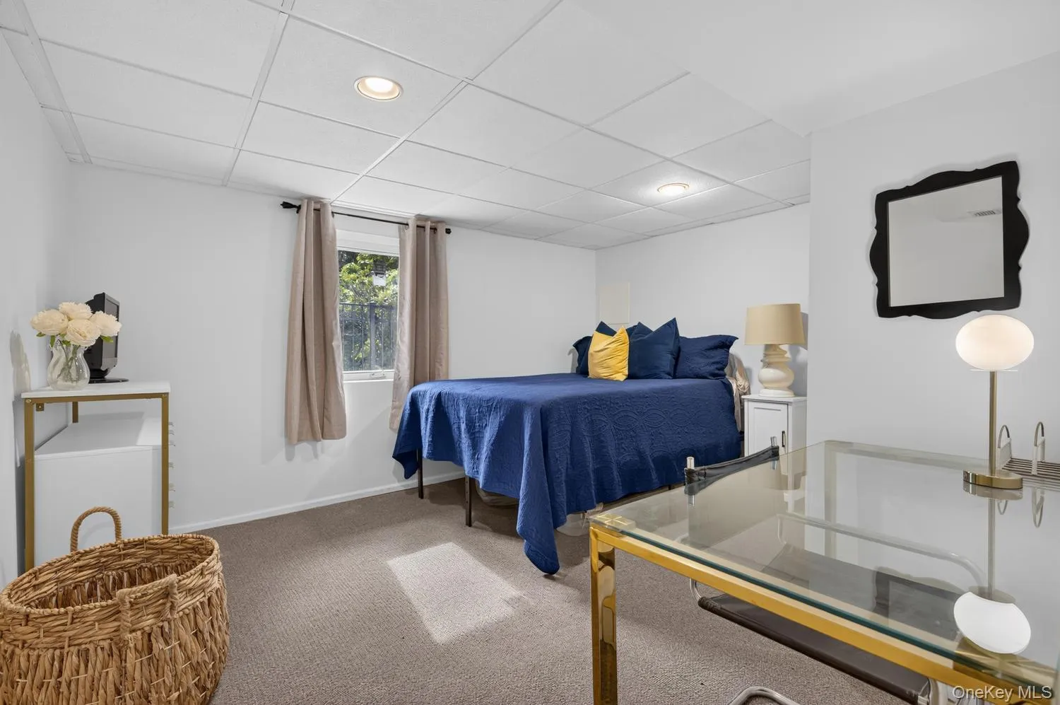 18 Pomper Drive, Huntington, NY, 1 Bedroom Bedrooms, 3 Room Rooms,1 BathroomBathrooms,Residential Lease,For Rent,Pomper,0,1051661 18 Pomper Drive, Huntington, NY, 1 Bedroom Bedrooms, 3 Room Rooms,1 BathroomBathrooms,Residential Lease,For Rent,Pomper,0,1051661