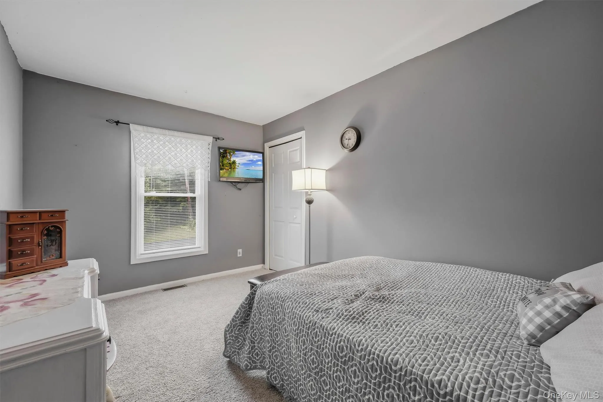 2 Summerset Drive, Plattekill, NY, 4 Bedrooms Bedrooms, 11 Rooms Rooms,2 BathroomsBathrooms,Residential,For Rent,Summerset,0,1051664 2 Summerset Drive, Plattekill, NY, 4 Bedrooms Bedrooms, 11 Rooms Rooms,2 BathroomsBathrooms,Residential,For Rent,Summerset,0,1051664