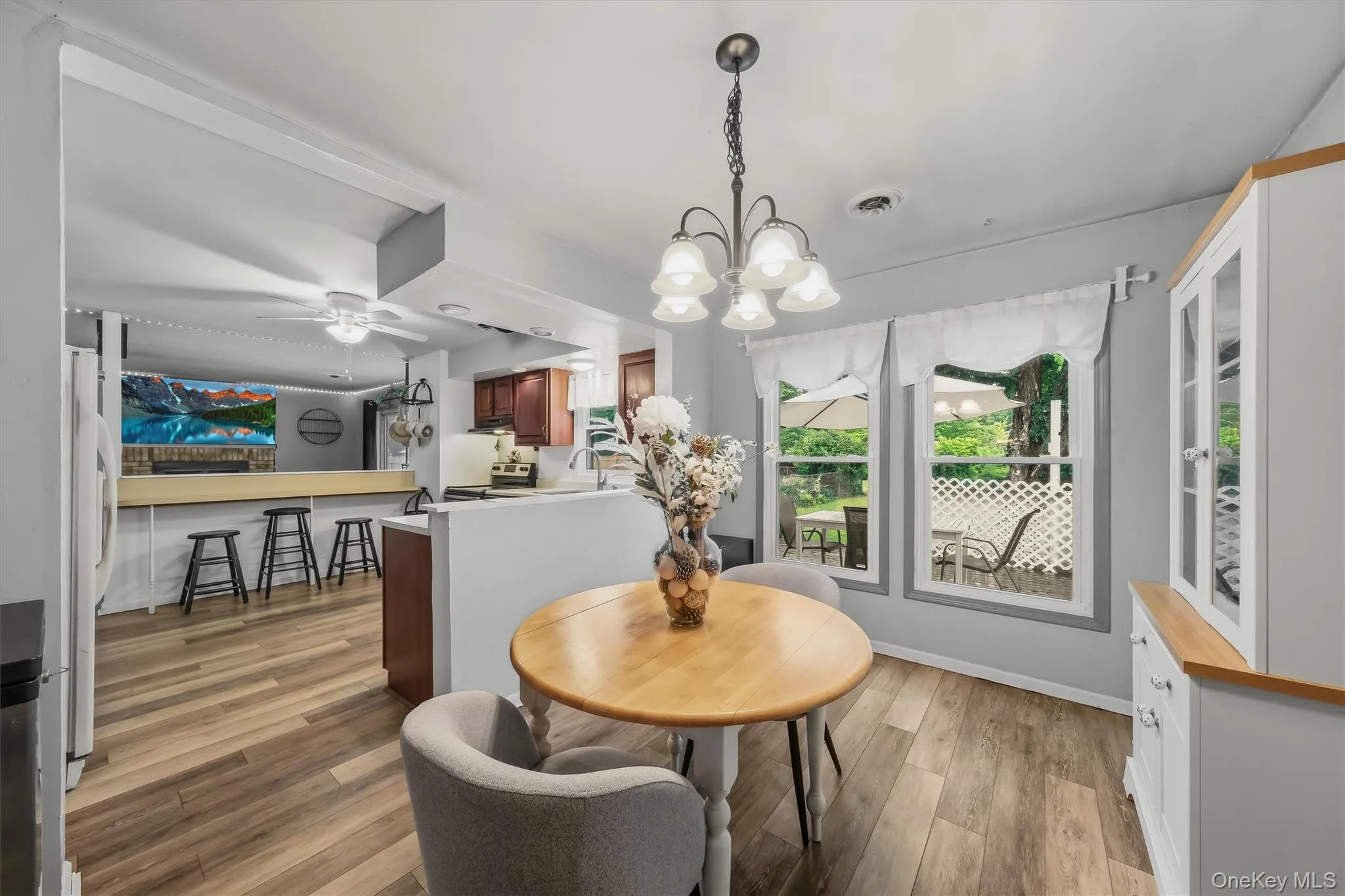 2 Summerset Drive, Plattekill, NY, 4 Bedrooms Bedrooms, 11 Rooms Rooms,2 BathroomsBathrooms,Residential,For Rent,Summerset,0,1051664 2 Summerset Drive, Plattekill, NY, 4 Bedrooms Bedrooms, 11 Rooms Rooms,2 BathroomsBathrooms,Residential,For Rent,Summerset,0,1051664