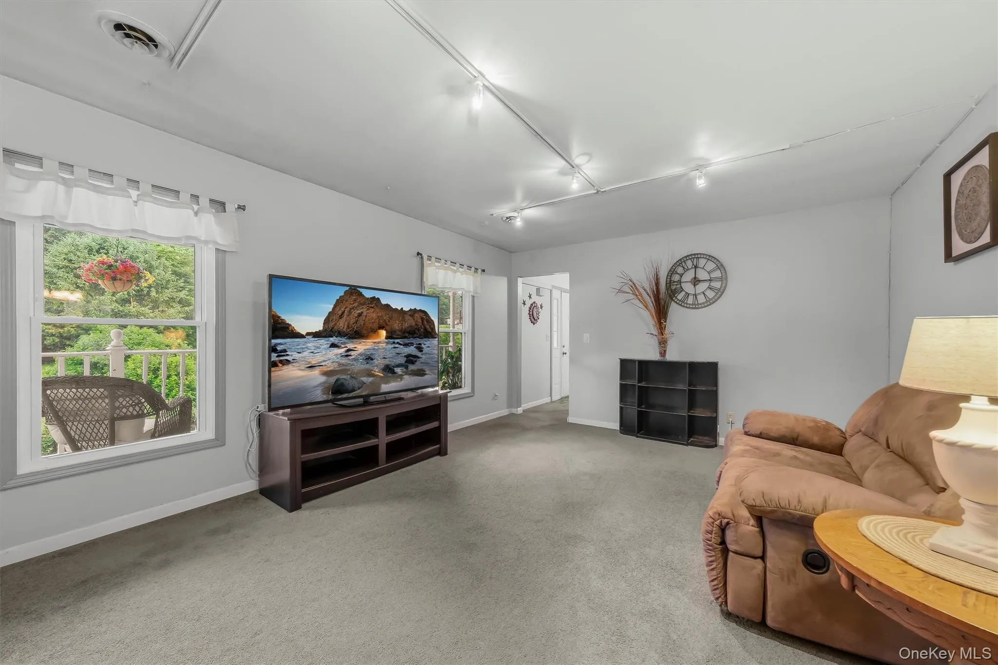 2 Summerset Drive, Plattekill, NY, 4 Bedrooms Bedrooms, 11 Rooms Rooms,2 BathroomsBathrooms,Residential,For Rent,Summerset,0,1051664 2 Summerset Drive, Plattekill, NY, 4 Bedrooms Bedrooms, 11 Rooms Rooms,2 BathroomsBathrooms,Residential,For Rent,Summerset,0,1051664