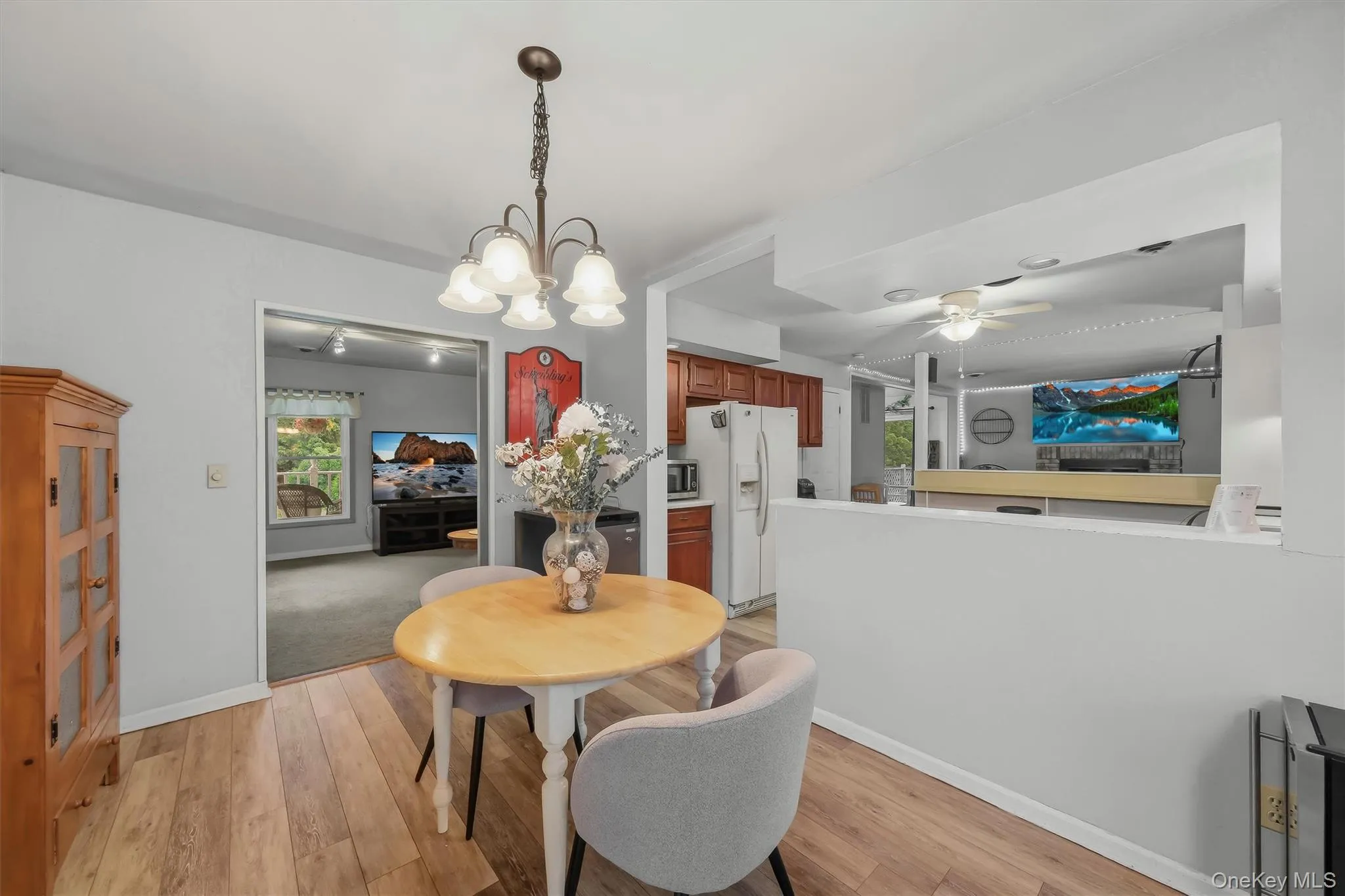 2 Summerset Drive, Plattekill, NY, 4 Bedrooms Bedrooms, 11 Rooms Rooms,2 BathroomsBathrooms,Residential,For Rent,Summerset,0,1051664 2 Summerset Drive, Plattekill, NY, 4 Bedrooms Bedrooms, 11 Rooms Rooms,2 BathroomsBathrooms,Residential,For Rent,Summerset,0,1051664