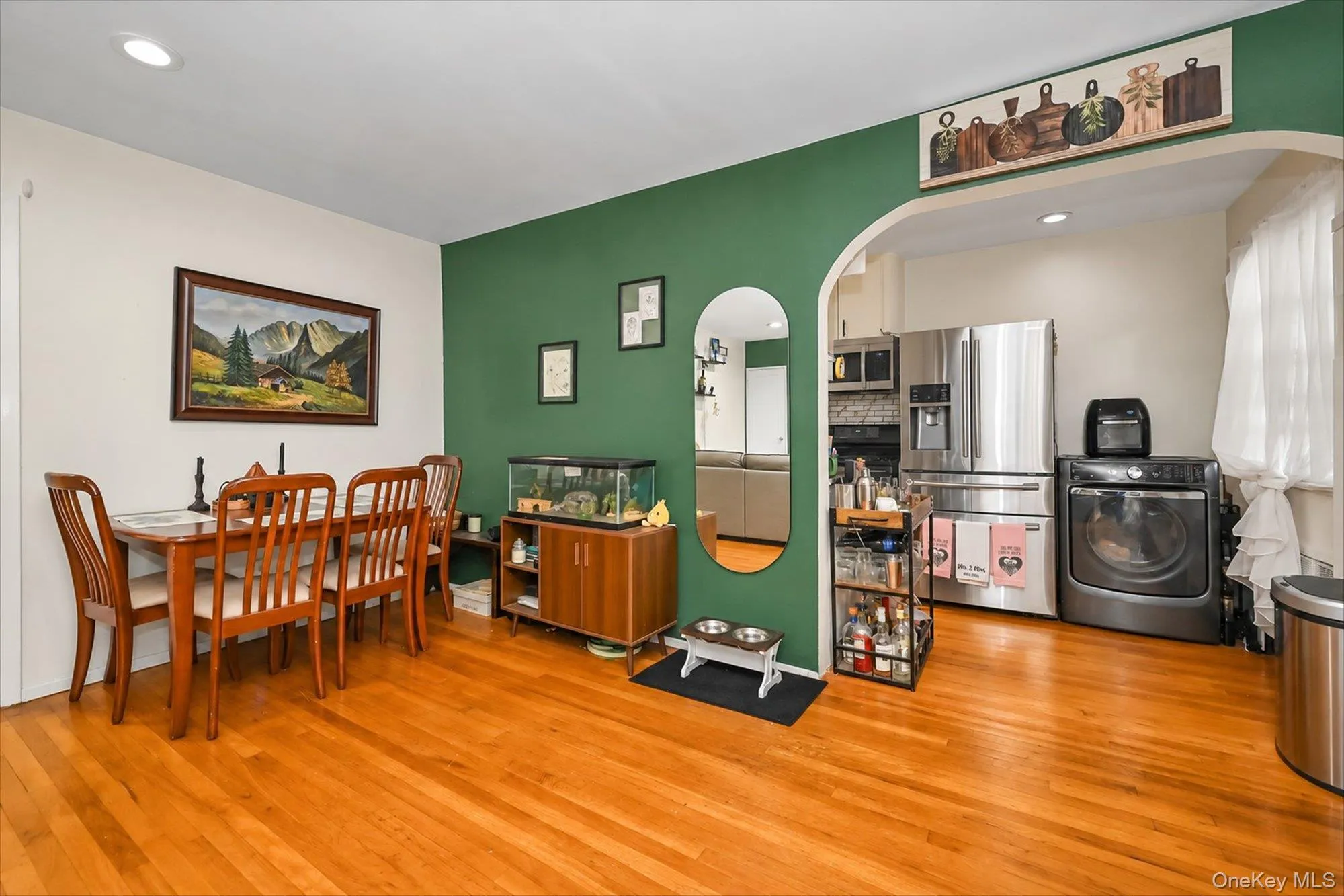 58-33 246th Crescent, New York, NY, 2 Bedrooms Bedrooms, 5 Rooms Rooms,1 BathroomBathrooms,Residential,For Rent,246th,0,1051667 58-33 246th Crescent, New York, NY, 2 Bedrooms Bedrooms, 5 Rooms Rooms,1 BathroomBathrooms,Residential,For Rent,246th,0,1051667