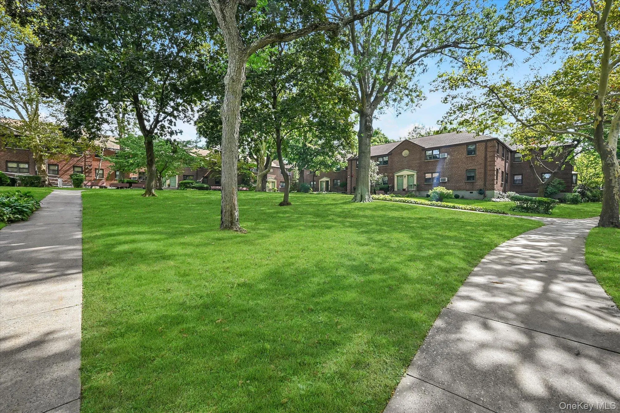 58-33 246th Crescent, New York, NY, 2 Bedrooms Bedrooms, 5 Rooms Rooms,1 BathroomBathrooms,Residential,For Rent,246th,0,1051667 58-33 246th Crescent, New York, NY, 2 Bedrooms Bedrooms, 5 Rooms Rooms,1 BathroomBathrooms,Residential,For Rent,246th,0,1051667
