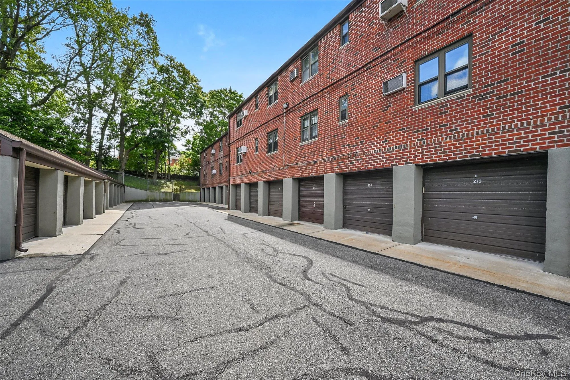58-33 246th Crescent, New York, NY, 2 Bedrooms Bedrooms, 5 Rooms Rooms,1 BathroomBathrooms,Residential,For Rent,246th,0,1051667 58-33 246th Crescent, New York, NY, 2 Bedrooms Bedrooms, 5 Rooms Rooms,1 BathroomBathrooms,Residential,For Rent,246th,0,1051667