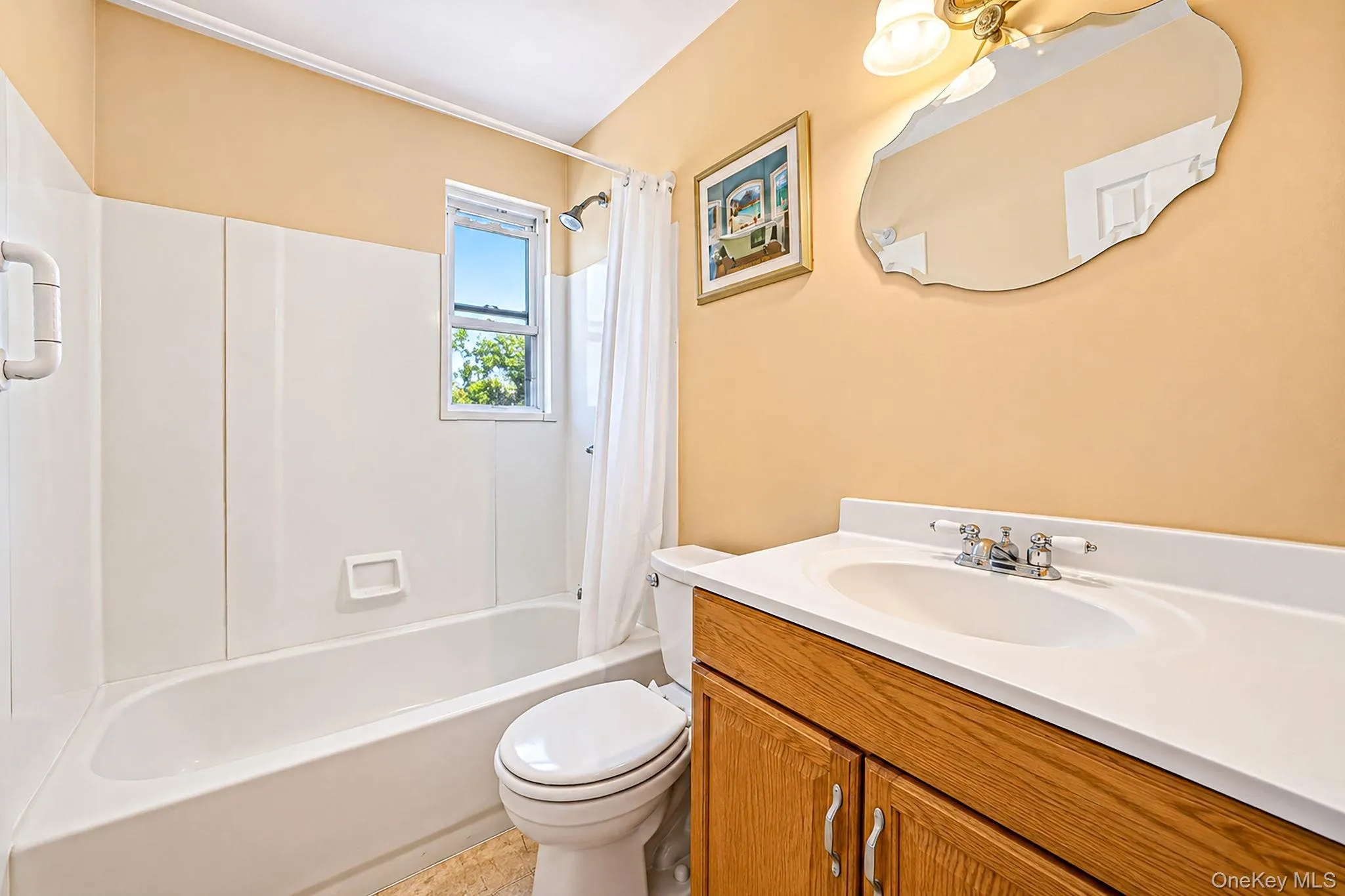 201 Overton Street, Babylon, NY, 6 Bedrooms Bedrooms, 12 Rooms Rooms,3 BathroomsBathrooms,Residential,For Rent,Overton,0,1051672 201 Overton Street, Babylon, NY, 6 Bedrooms Bedrooms, 12 Rooms Rooms,3 BathroomsBathrooms,Residential,For Rent,Overton,0,1051672