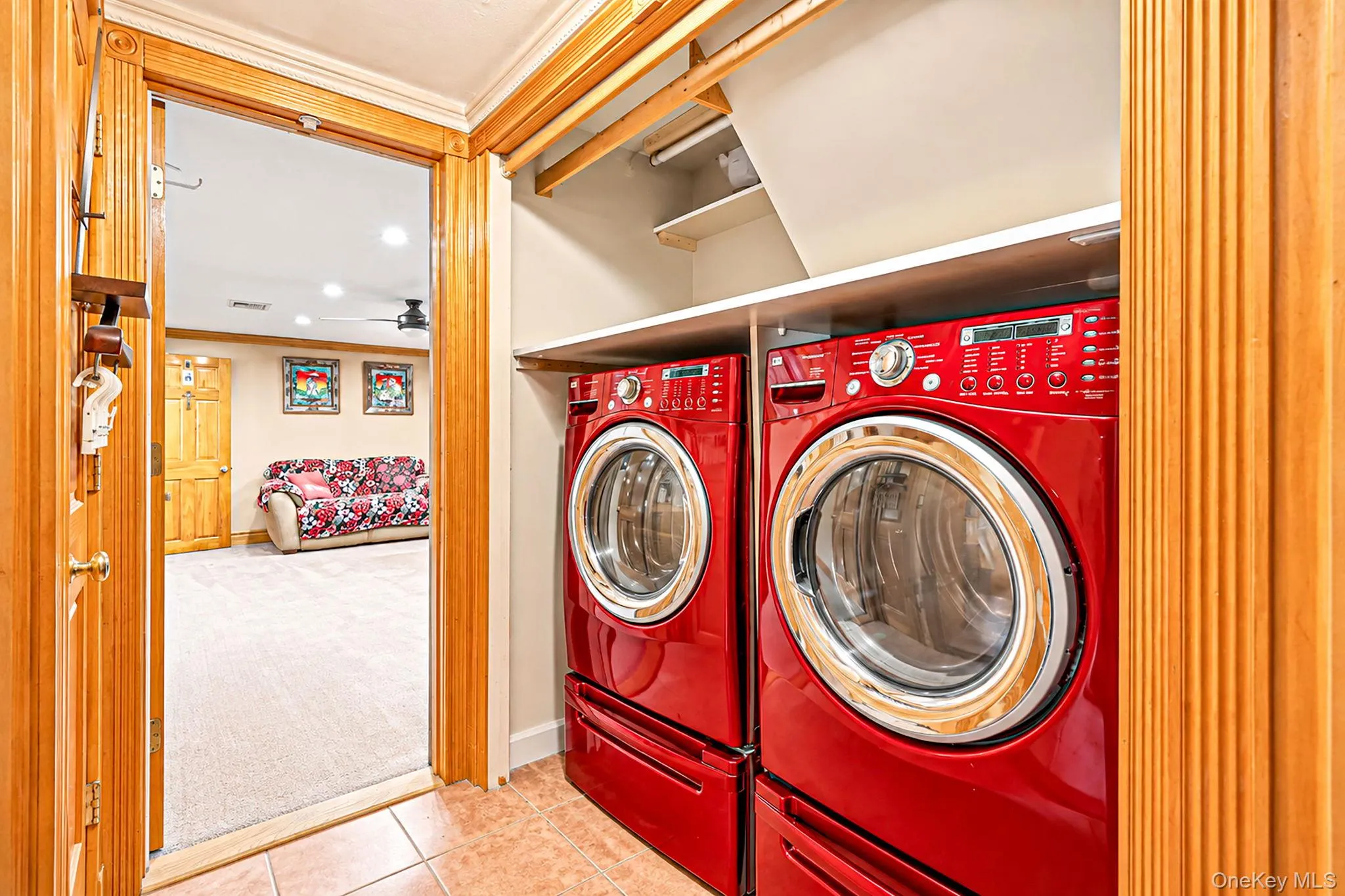 201 Overton Street, Babylon, NY, 6 Bedrooms Bedrooms, 12 Rooms Rooms,3 BathroomsBathrooms,Residential,For Rent,Overton,0,1051672 201 Overton Street, Babylon, NY, 6 Bedrooms Bedrooms, 12 Rooms Rooms,3 BathroomsBathrooms,Residential,For Rent,Overton,0,1051672