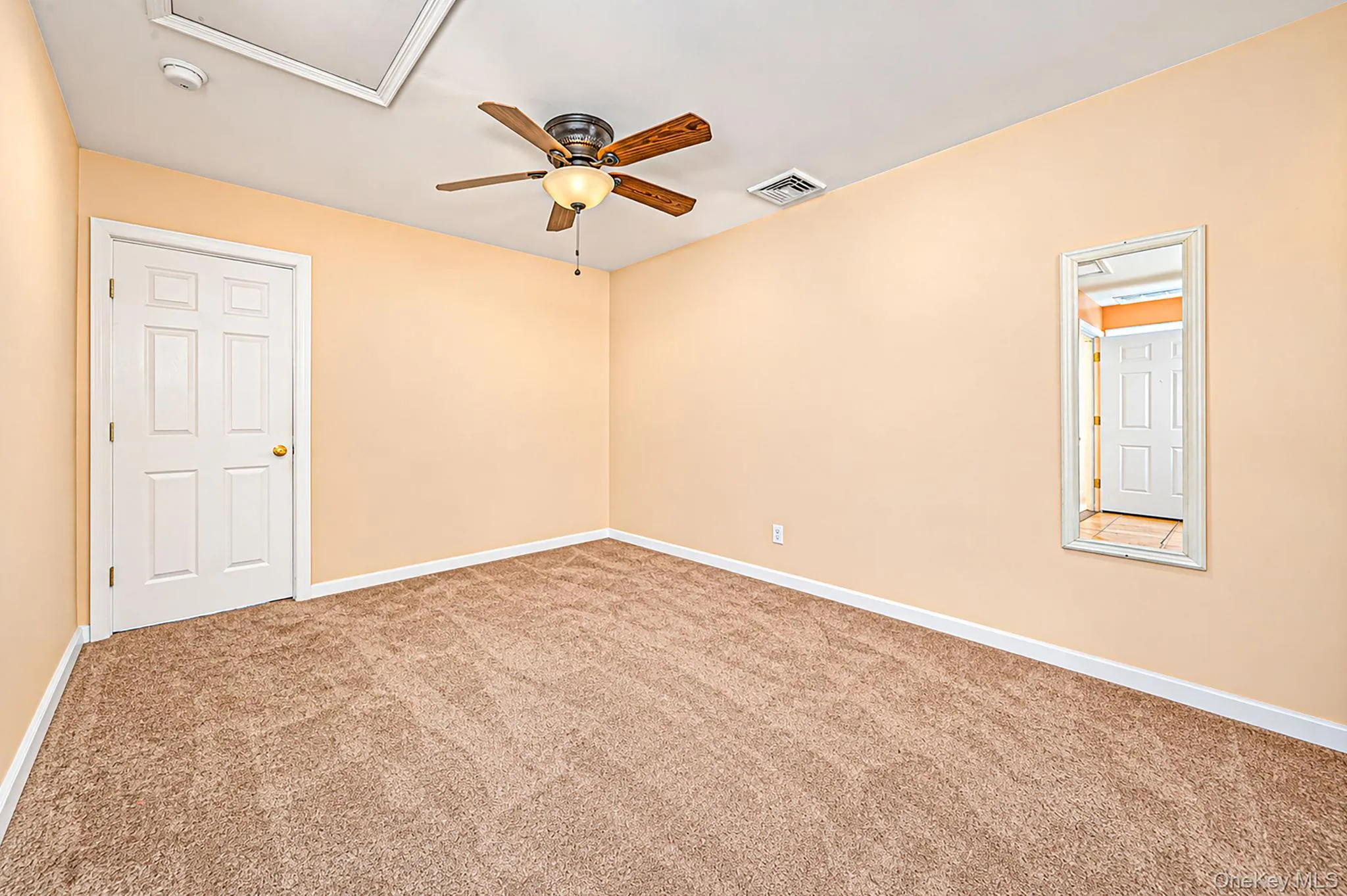 201 Overton Street, Babylon, NY, 6 Bedrooms Bedrooms, 12 Rooms Rooms,3 BathroomsBathrooms,Residential,For Rent,Overton,0,1051672 201 Overton Street, Babylon, NY, 6 Bedrooms Bedrooms, 12 Rooms Rooms,3 BathroomsBathrooms,Residential,For Rent,Overton,0,1051672