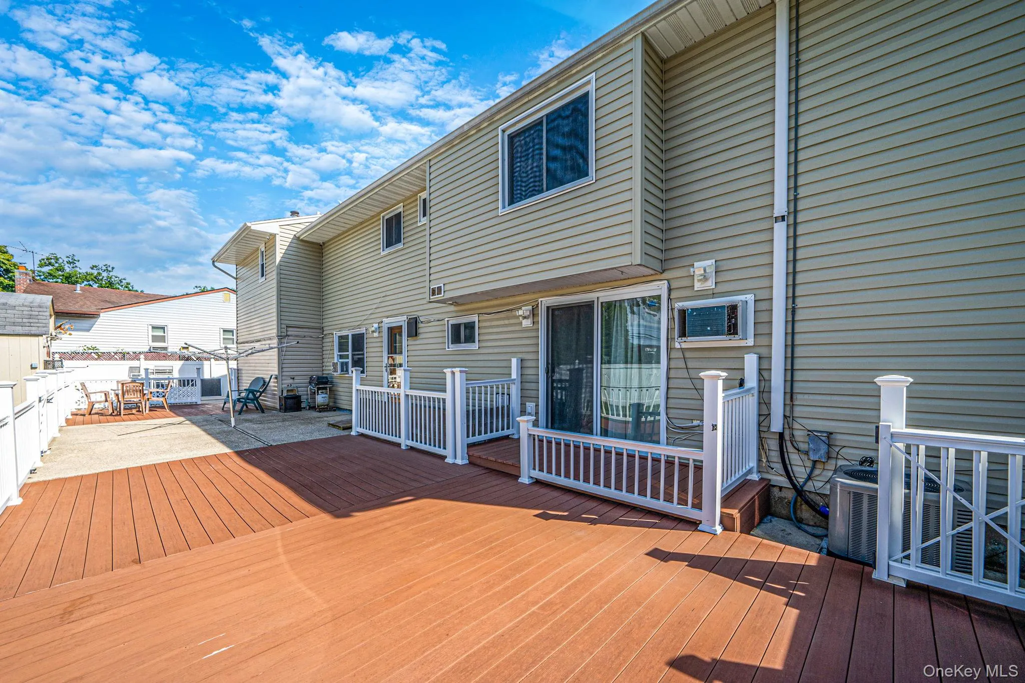 201 Overton Street, Babylon, NY, 6 Bedrooms Bedrooms, 12 Rooms Rooms,3 BathroomsBathrooms,Residential,For Rent,Overton,0,1051672 201 Overton Street, Babylon, NY, 6 Bedrooms Bedrooms, 12 Rooms Rooms,3 BathroomsBathrooms,Residential,For Rent,Overton,0,1051672
