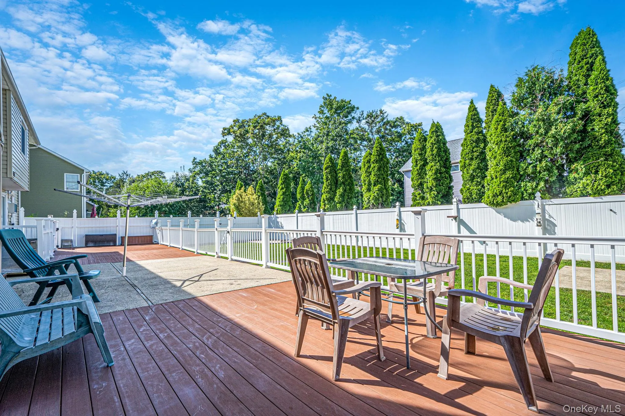 201 Overton Street, Babylon, NY, 6 Bedrooms Bedrooms, 12 Rooms Rooms,3 BathroomsBathrooms,Residential,For Rent,Overton,0,1051672 201 Overton Street, Babylon, NY, 6 Bedrooms Bedrooms, 12 Rooms Rooms,3 BathroomsBathrooms,Residential,For Rent,Overton,0,1051672