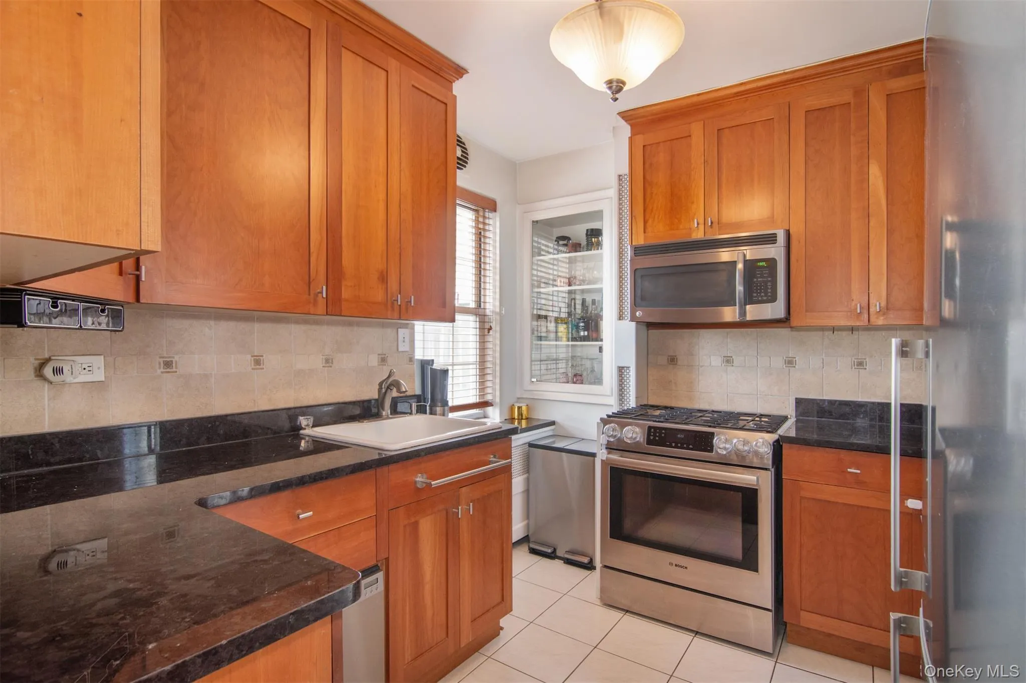 11 Brooklands, Yonkers, NY, 2 Bedrooms Bedrooms, 5 Rooms Rooms,1 BathroomBathrooms,Residential,For Rent,Brooklands,0,1051674 11 Brooklands, Yonkers, NY, 2 Bedrooms Bedrooms, 5 Rooms Rooms,1 BathroomBathrooms,Residential,For Rent,Brooklands,0,1051674