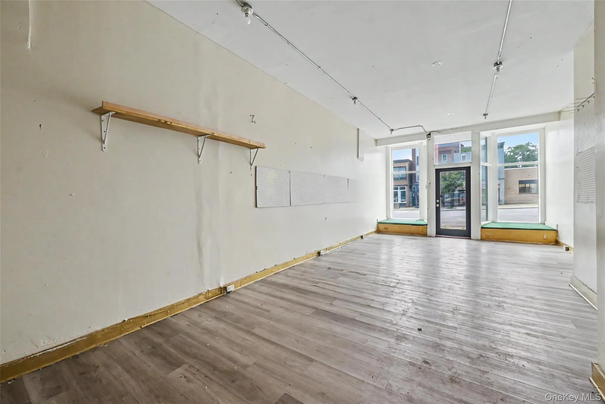 164 Broadway, Newburgh (city), NY, ,Commercial Lease,For Rent,Broadway,0,1051675 164 Broadway, Newburgh (city), NY, ,Commercial Lease,For Rent,Broadway,0,1051675