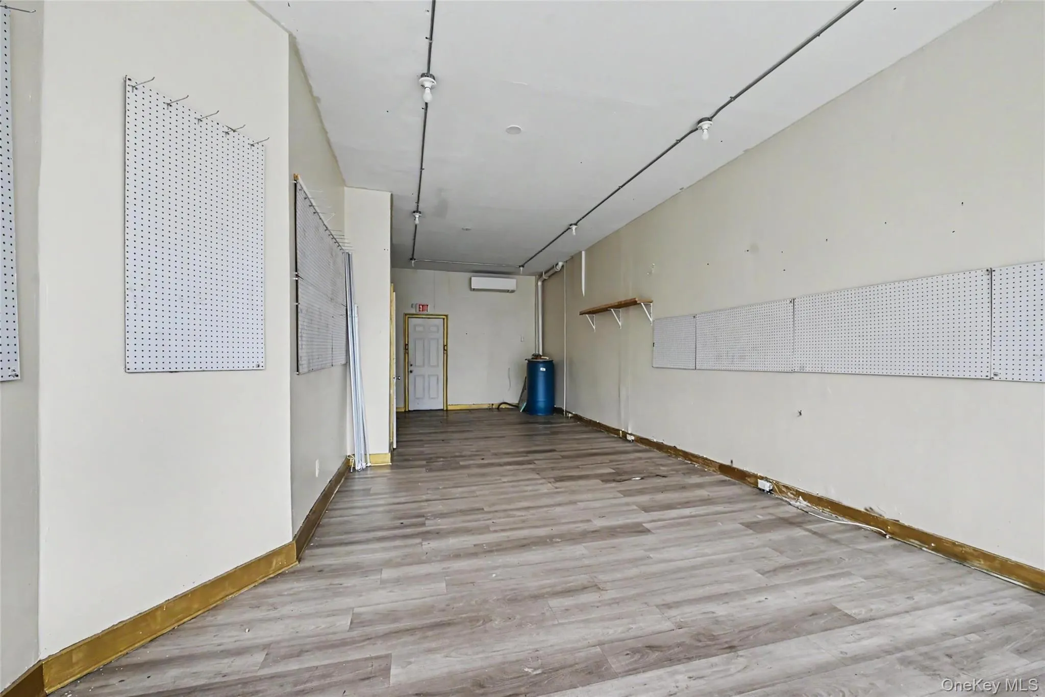 164 Broadway, Newburgh (city), NY, ,Commercial Lease,For Rent,Broadway,0,1051675 164 Broadway, Newburgh (city), NY, ,Commercial Lease,For Rent,Broadway,0,1051675