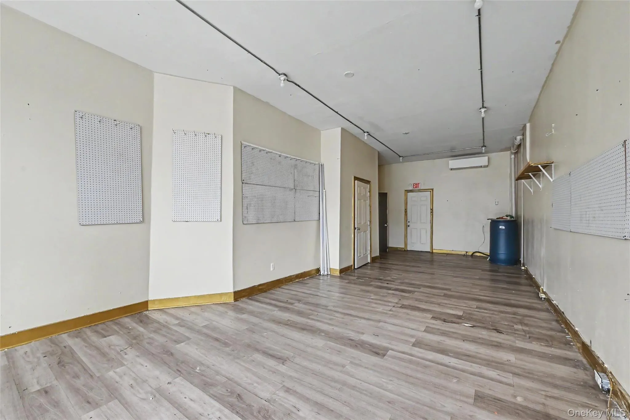 164 Broadway, Newburgh (city), NY, ,Commercial Lease,For Rent,Broadway,0,1051675 164 Broadway, Newburgh (city), NY, ,Commercial Lease,For Rent,Broadway,0,1051675