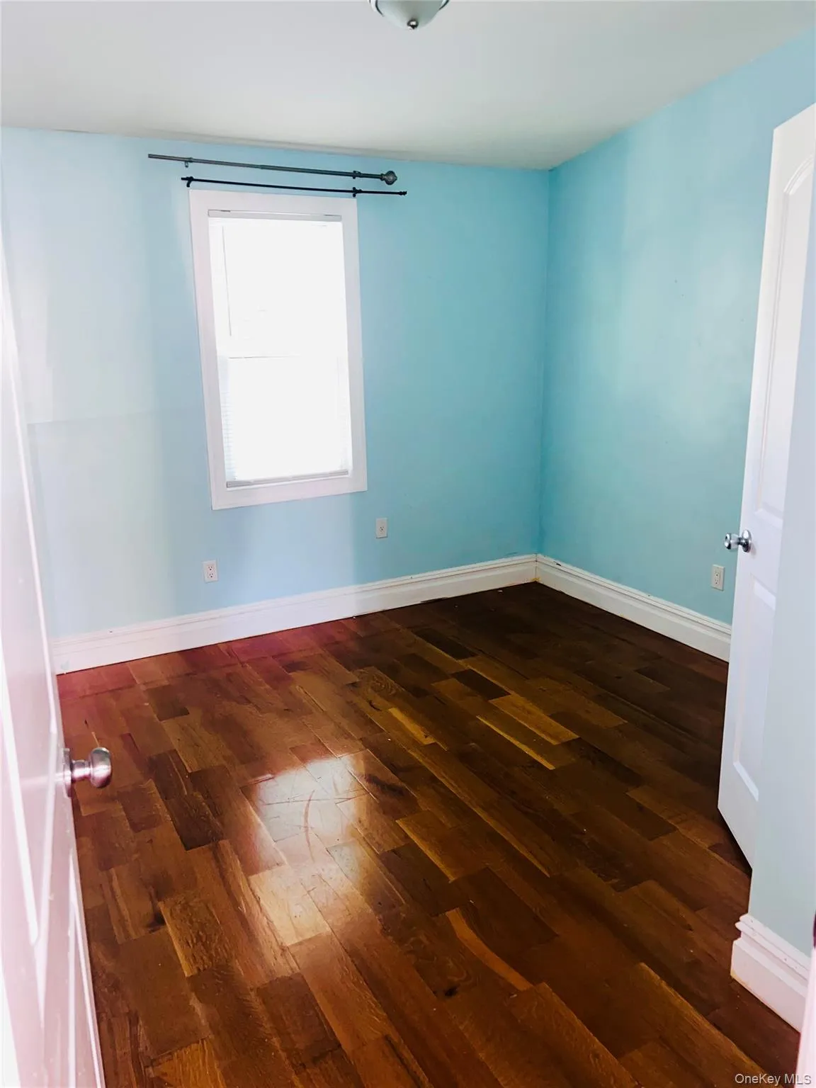 190-60 111th Avenue, New York, NY, 4 Bedrooms Bedrooms, 6 Rooms Rooms,1 BathroomBathrooms,Residential,For Rent,111th,0,1051688 190-60 111th Avenue, New York, NY, 4 Bedrooms Bedrooms, 6 Rooms Rooms,1 BathroomBathrooms,Residential,For Rent,111th,0,1051688