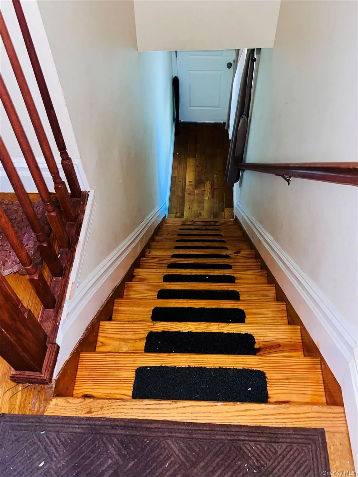 190-60 111th Avenue, New York, NY, 4 Bedrooms Bedrooms, 6 Rooms Rooms,1 BathroomBathrooms,Residential,For Rent,111th,0,1051688 190-60 111th Avenue, New York, NY, 4 Bedrooms Bedrooms, 6 Rooms Rooms,1 BathroomBathrooms,Residential,For Rent,111th,0,1051688