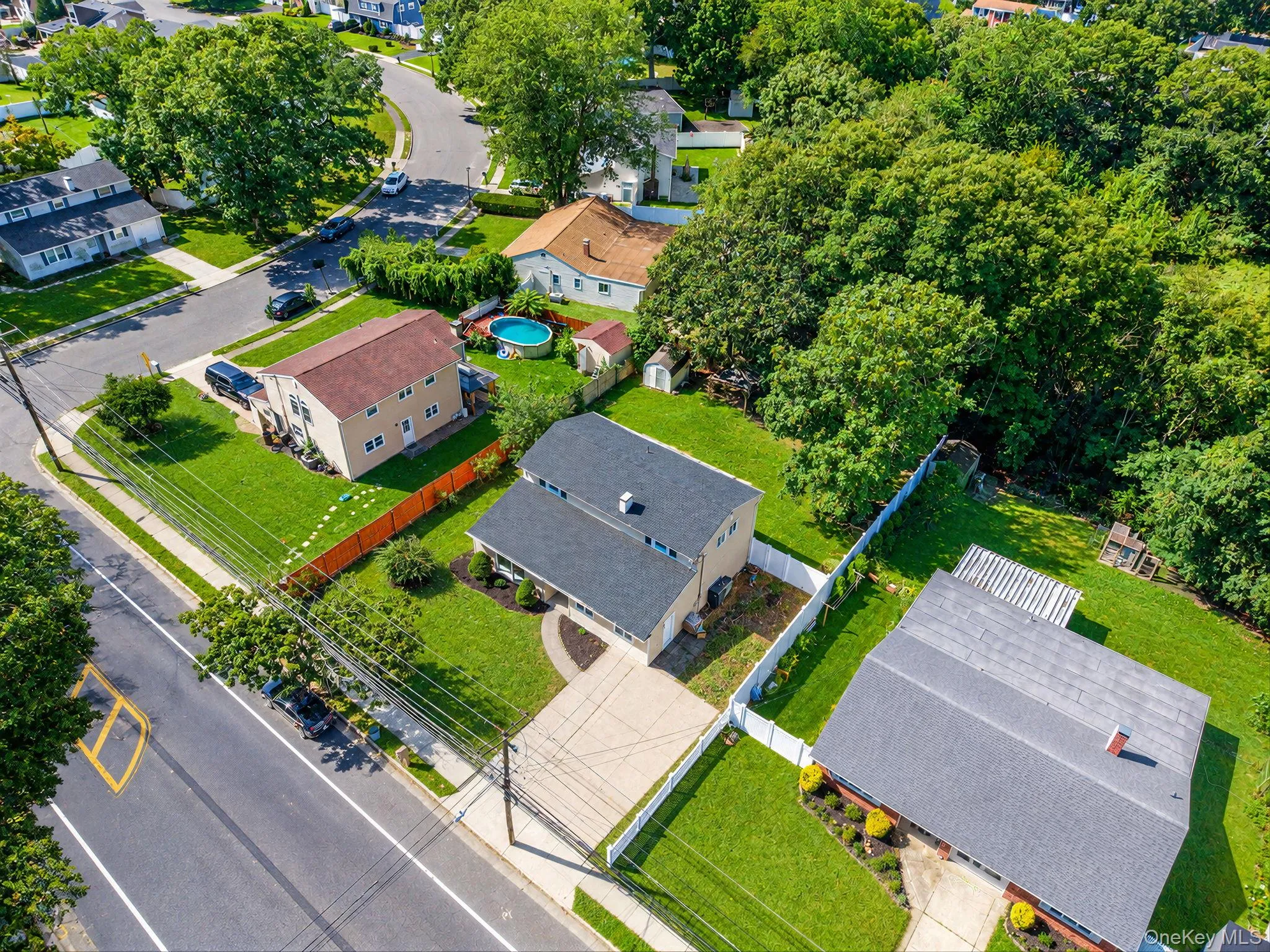 118 Boyle Road, Brookhaven, NY, 5 Bedrooms Bedrooms, 10 Rooms Rooms,2 BathroomsBathrooms,Residential,For Rent,Boyle,0,1051689 118 Boyle Road, Brookhaven, NY, 5 Bedrooms Bedrooms, 10 Rooms Rooms,2 BathroomsBathrooms,Residential,For Rent,Boyle,0,1051689
