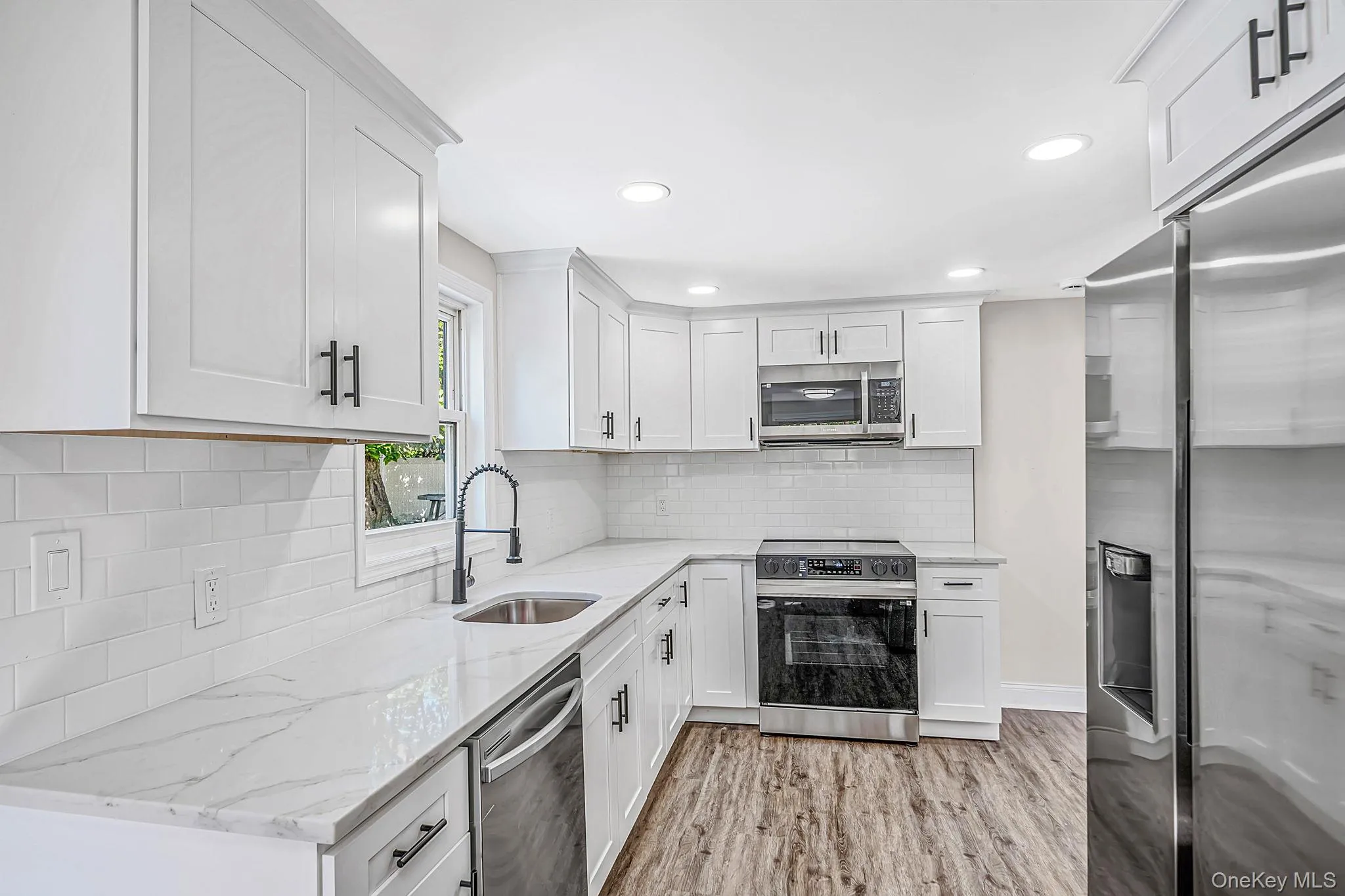 118 Boyle Road, Brookhaven, NY, 5 Bedrooms Bedrooms, 10 Rooms Rooms,2 BathroomsBathrooms,Residential,For Rent,Boyle,0,1051689 118 Boyle Road, Brookhaven, NY, 5 Bedrooms Bedrooms, 10 Rooms Rooms,2 BathroomsBathrooms,Residential,For Rent,Boyle,0,1051689