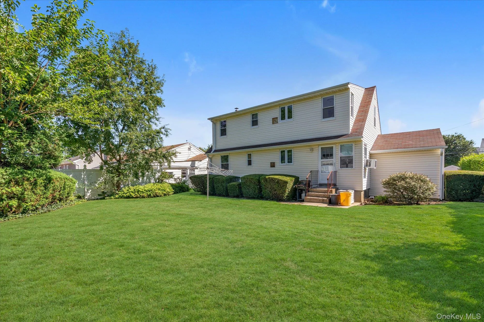 58 Elm Street, Oyster Bay, NY, 4 Bedrooms Bedrooms, 8 Rooms Rooms,2 BathroomsBathrooms,Residential,For Rent,Elm,0,1051690 58 Elm Street, Oyster Bay, NY, 4 Bedrooms Bedrooms, 8 Rooms Rooms,2 BathroomsBathrooms,Residential,For Rent,Elm,0,1051690