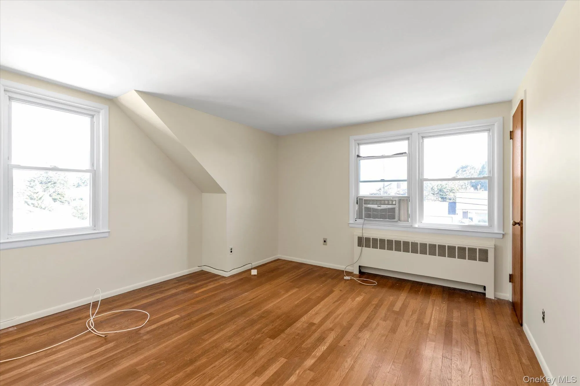58 Elm Street, Oyster Bay, NY, 4 Bedrooms Bedrooms, 8 Rooms Rooms,2 BathroomsBathrooms,Residential,For Rent,Elm,0,1051690 58 Elm Street, Oyster Bay, NY, 4 Bedrooms Bedrooms, 8 Rooms Rooms,2 BathroomsBathrooms,Residential,For Rent,Elm,0,1051690